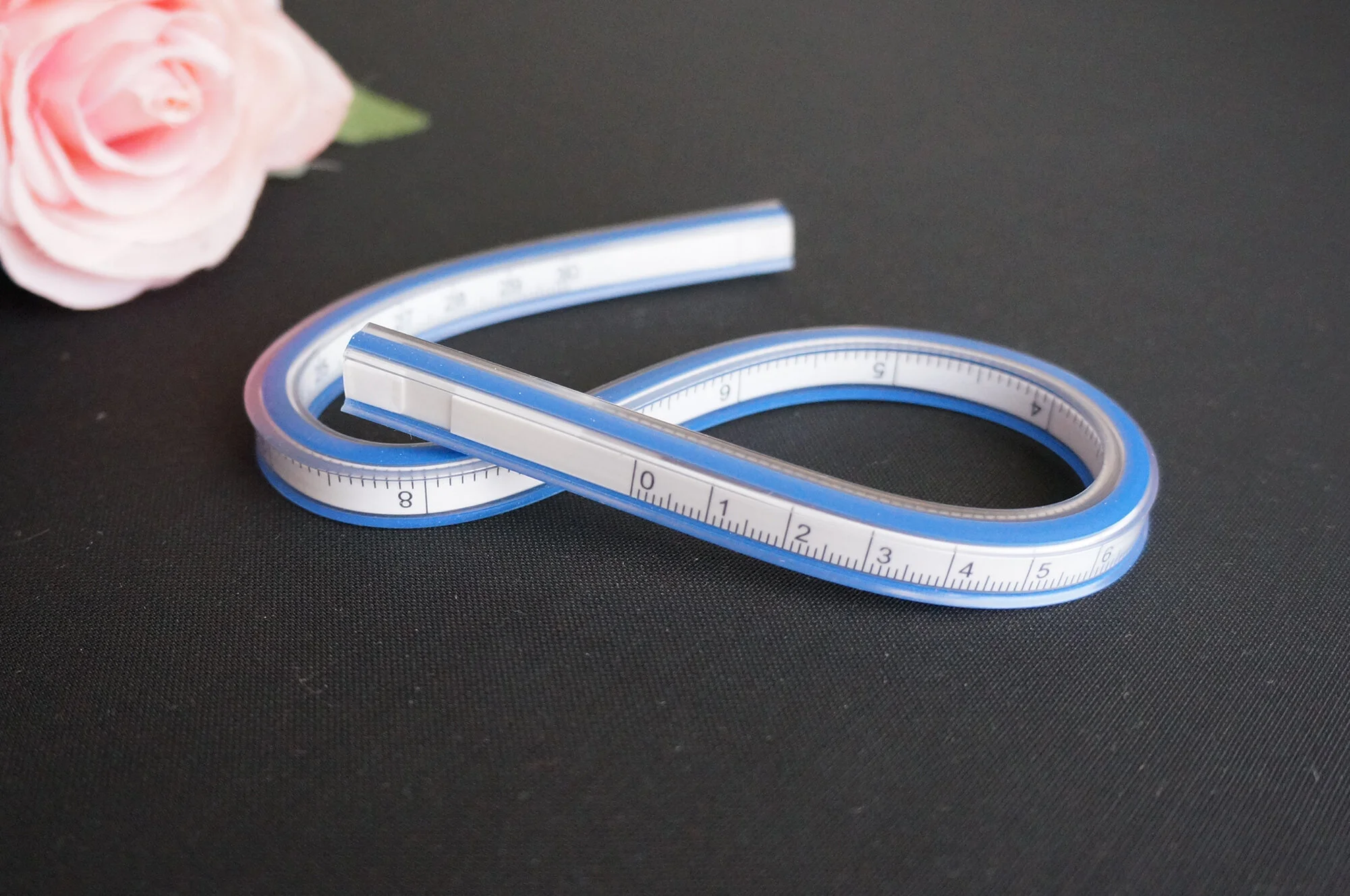 Flexible Curve Ruler for Breast Root Trace