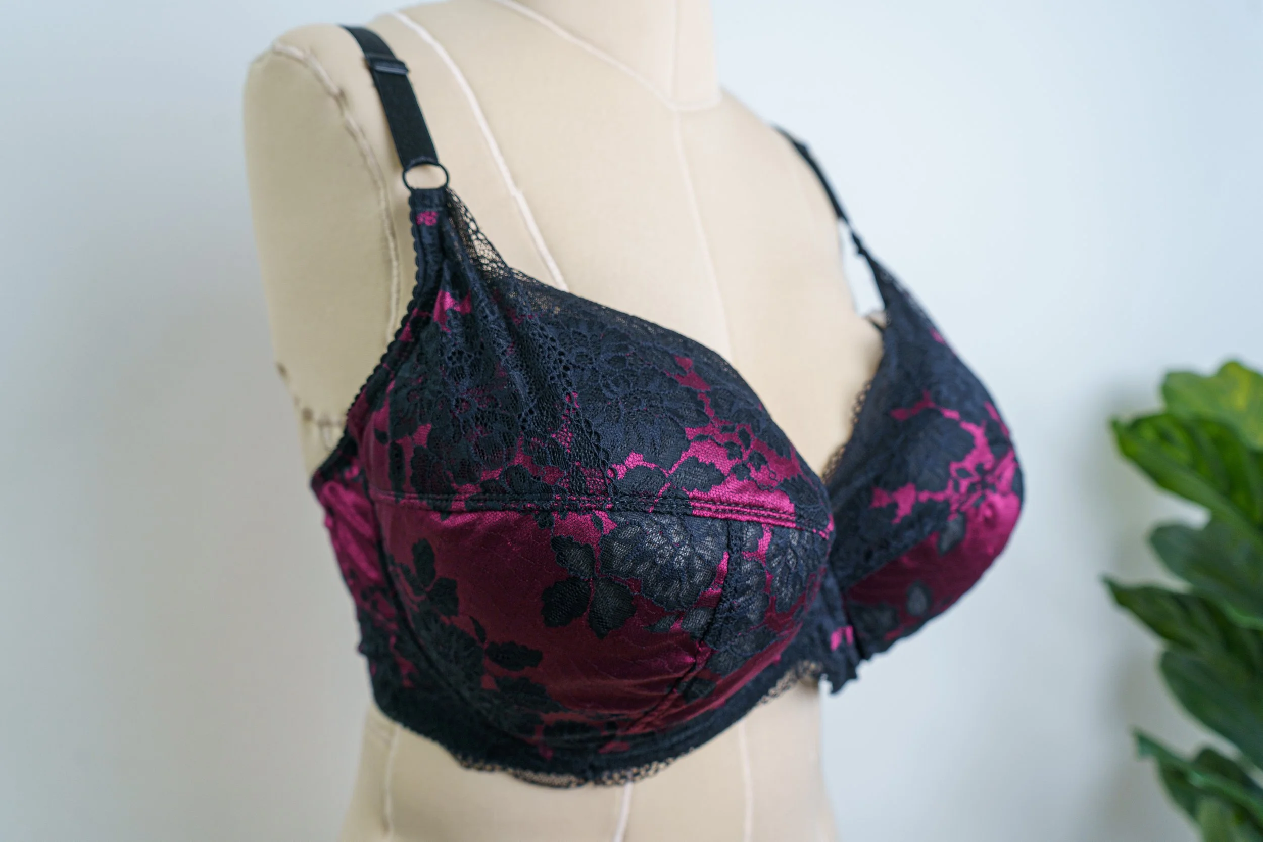 WEB_Liora_Sample-03998.jpg