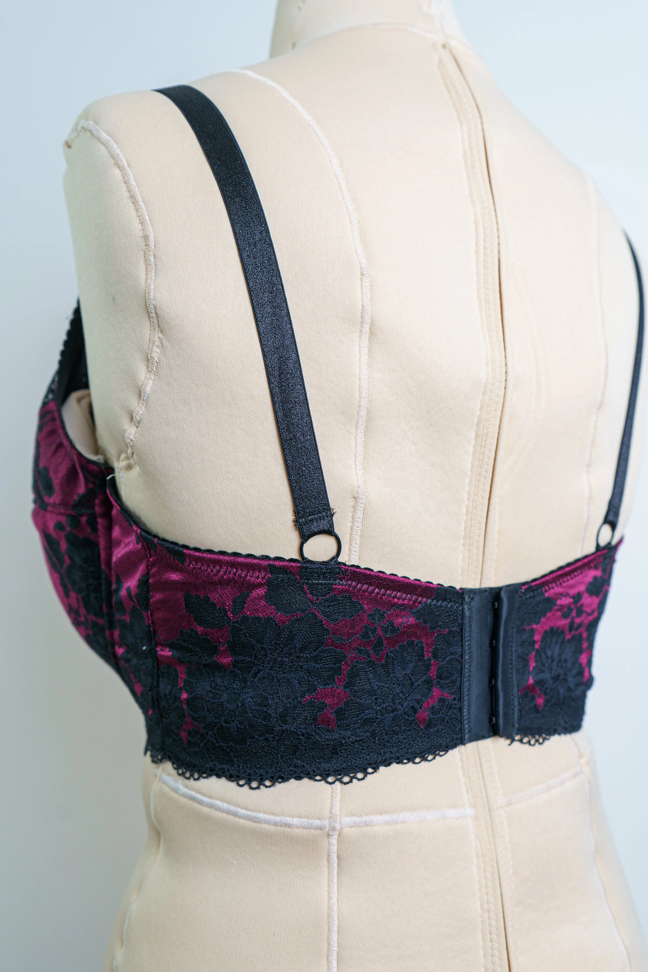 WEB_Liora_Sample-03991.jpg