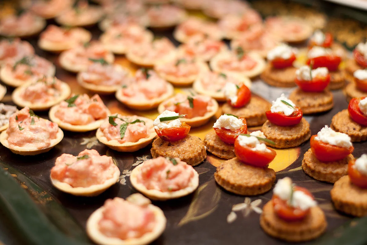 Hors_d'oeuvre_by_Auriole_Potter.jpg