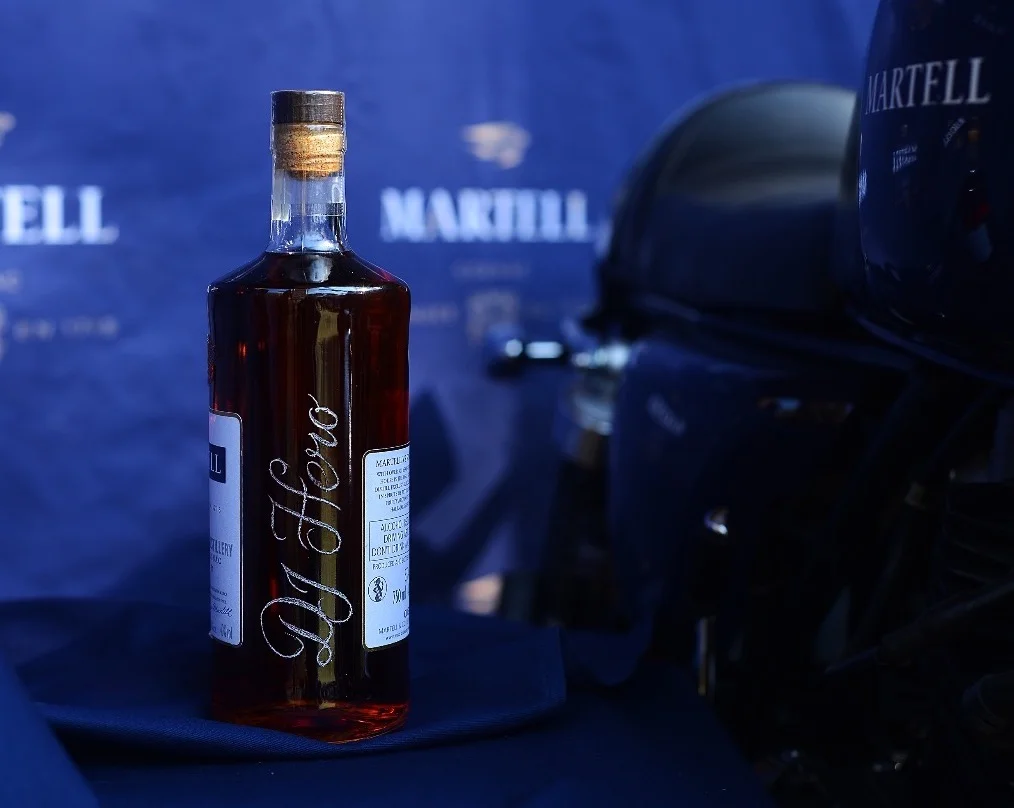 77f652df-839e-4ed1-9669-bad9220ebaeb copy.jpg