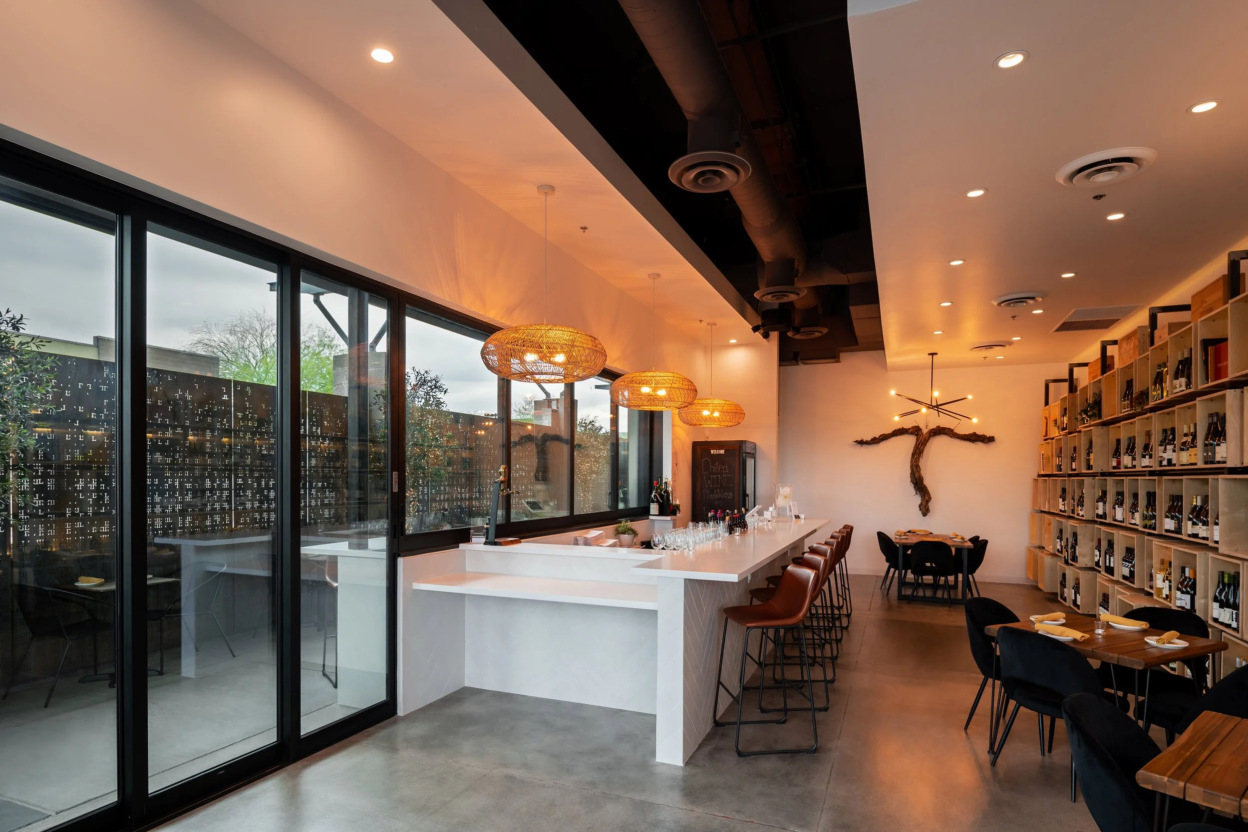 L_Entrata Wine Bar_Pattern Design Studio_An Pham_859128-REDUCED.jpg