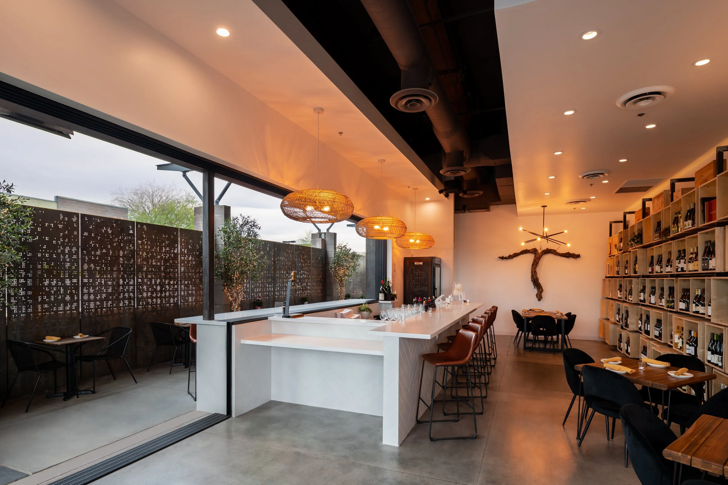 L_Entrata Wine Bar_Pattern Design Studio_An Pham_859173-Edit.jpg