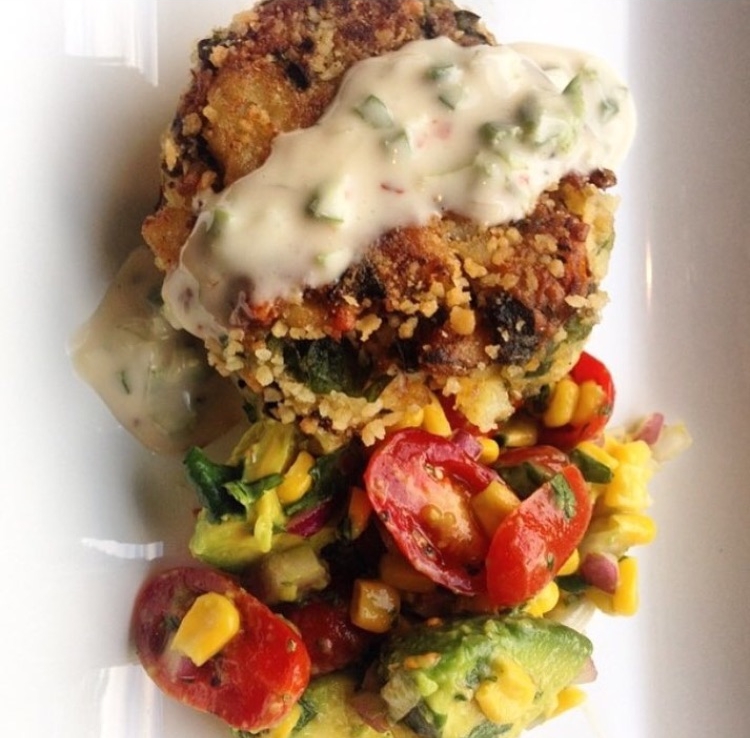 cajun crab cakes.jpeg