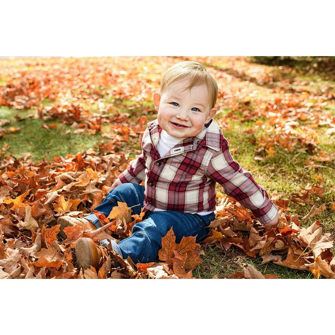 Hudson and I have similar likes: waving at strangers, looking at leaves in awe, + getting the giggles when eating sugar. We had so much fun yesterday at his 1 [almost] year old portrait session at Roger Williams Park.

A few more frames up on the jou