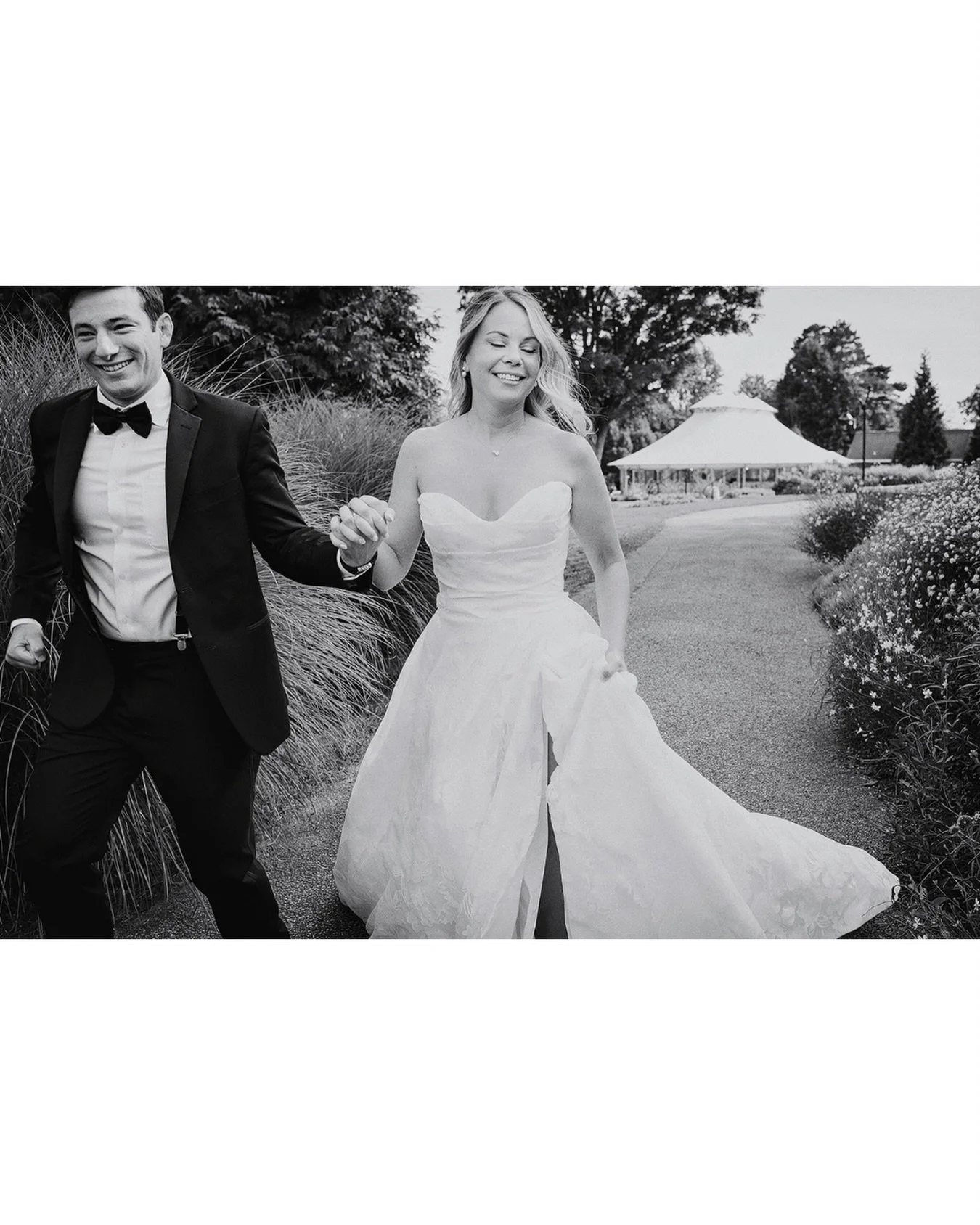 Excited to be heading back to @rogerwilliamspark for my first wedding of this doubleheader weekend.
Also excited to be 2nding for @lisafrechettephoto on Sunday at a new to me venue 

Stay tuned for ridiculous #bts 🙄 

#riweddingphotography #janetmos