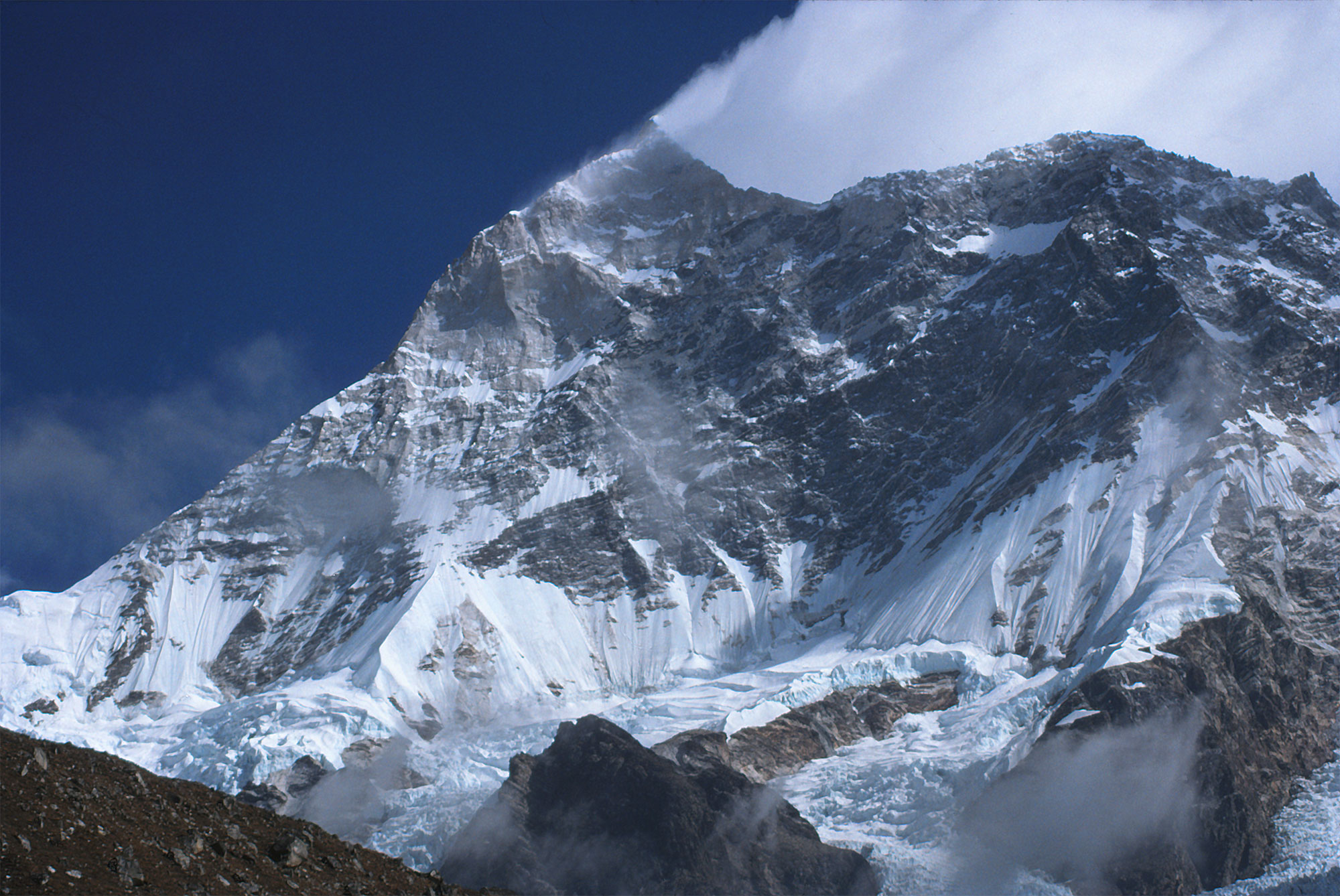 Makalu1-2c.jpg