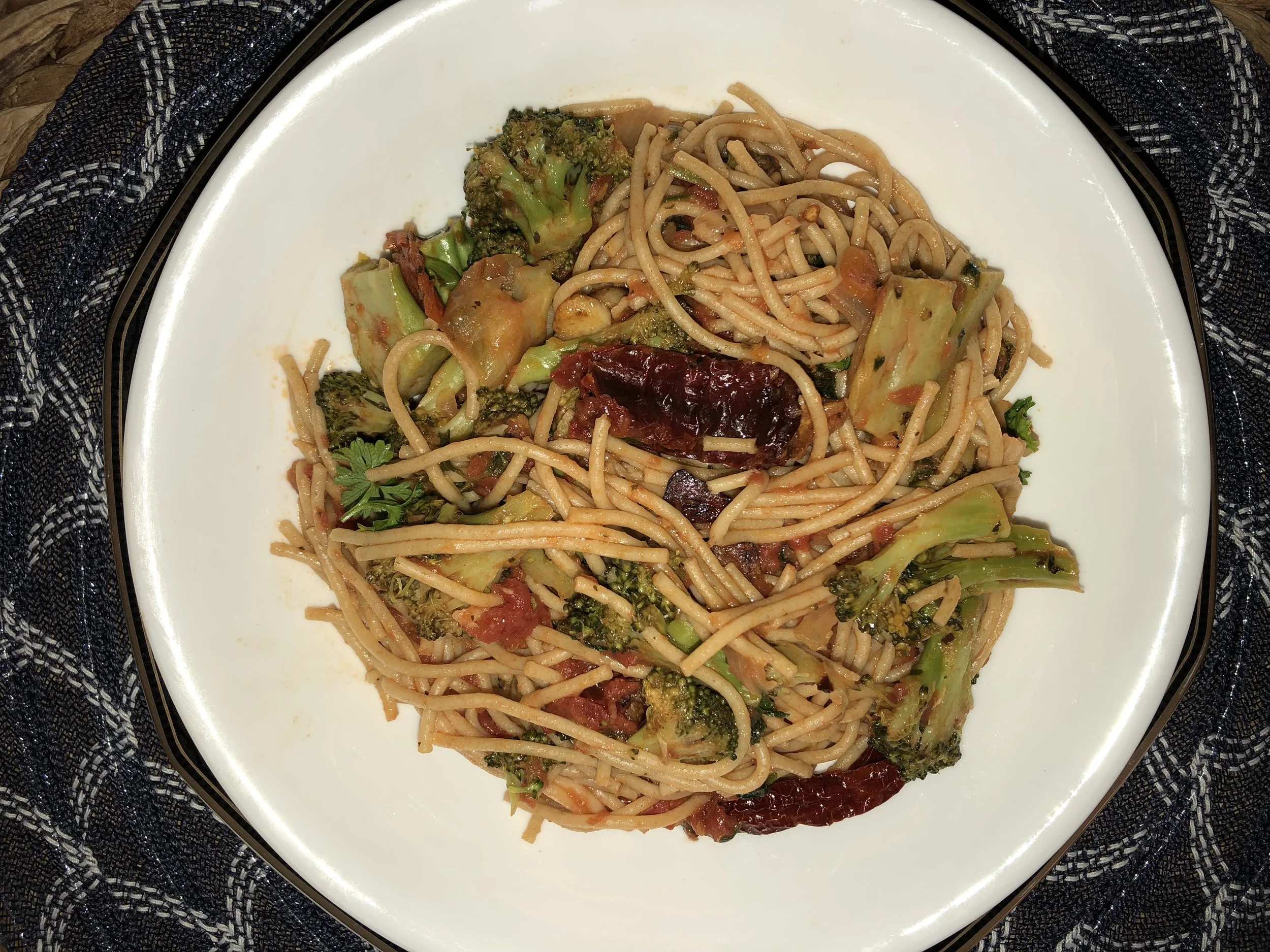 Spaghetti with Broccoli Florets and Fresh Tomatoes