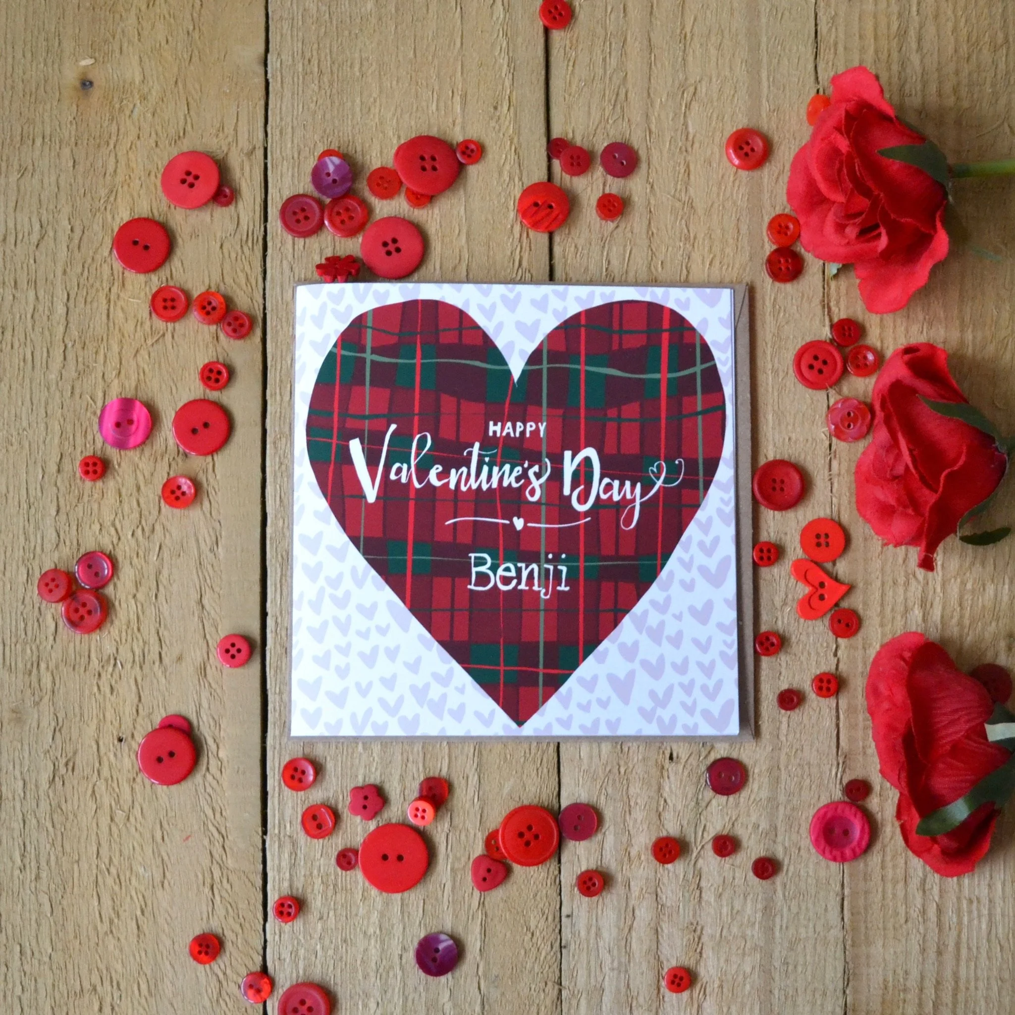 NEW Tartan Heart - Red