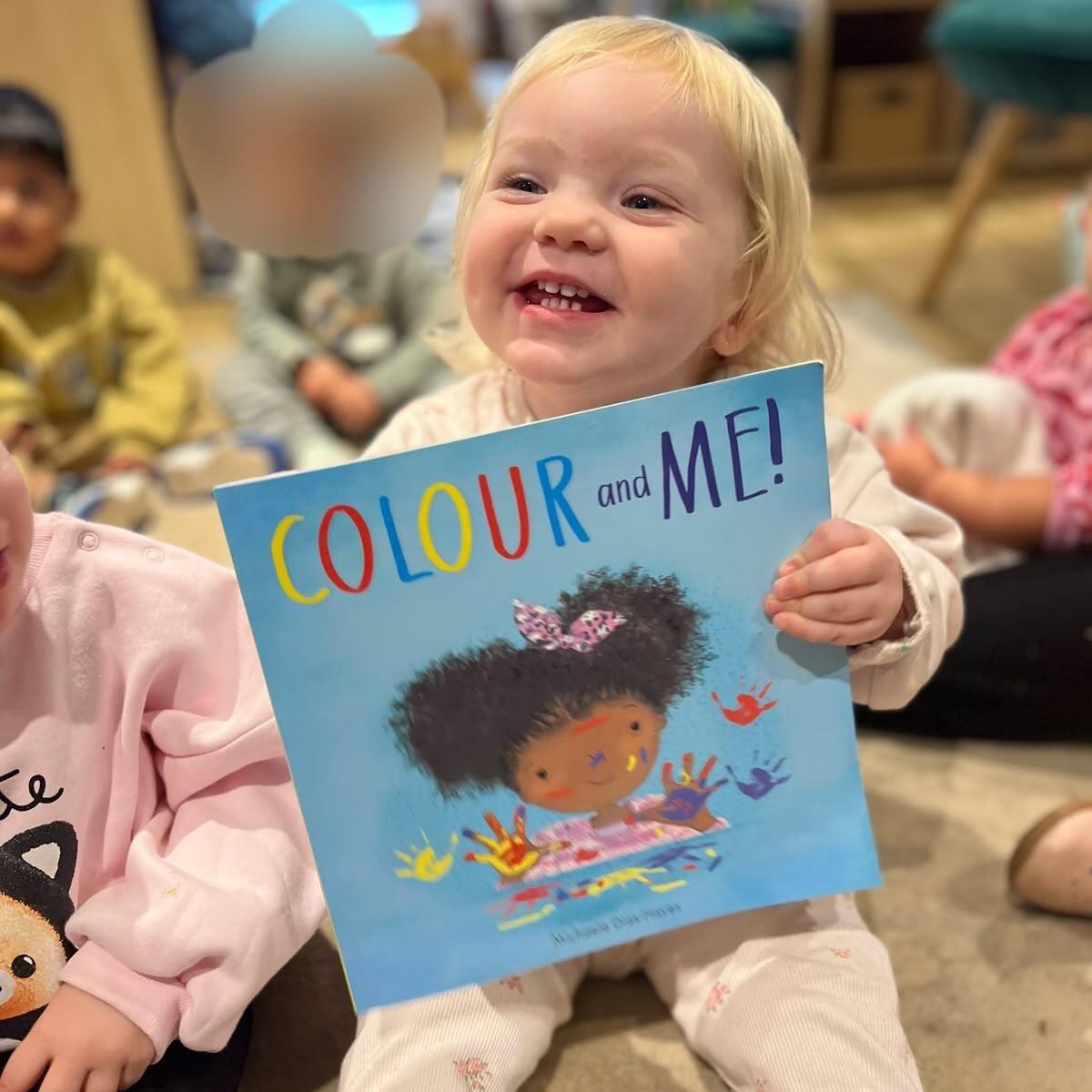 🎨🤎 Colour and Me! 🤎🎨

As we continue exploring our theme of colour, we&rsquo;re sharing the beautiful story Colour and Me- a wonderful way to celebrate the many different colours that make up our world and our community. 🌍✨

Linking with Black H