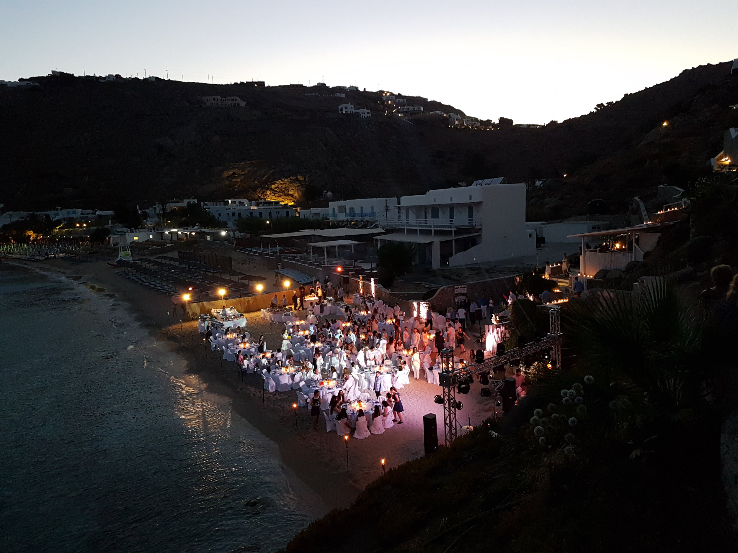  Psarou Beach Mykonos 