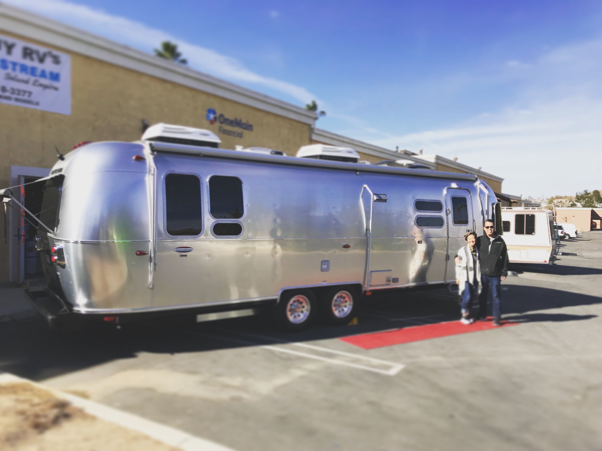 December 9, 2017 - At the Inland Empire Airstream dealership for our walk-through!