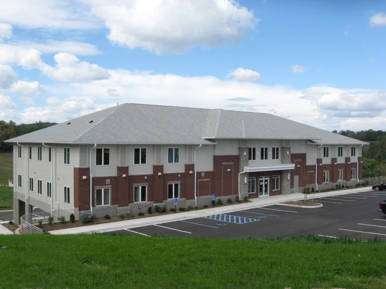 UNIVCENTER1_enlarge.jpg