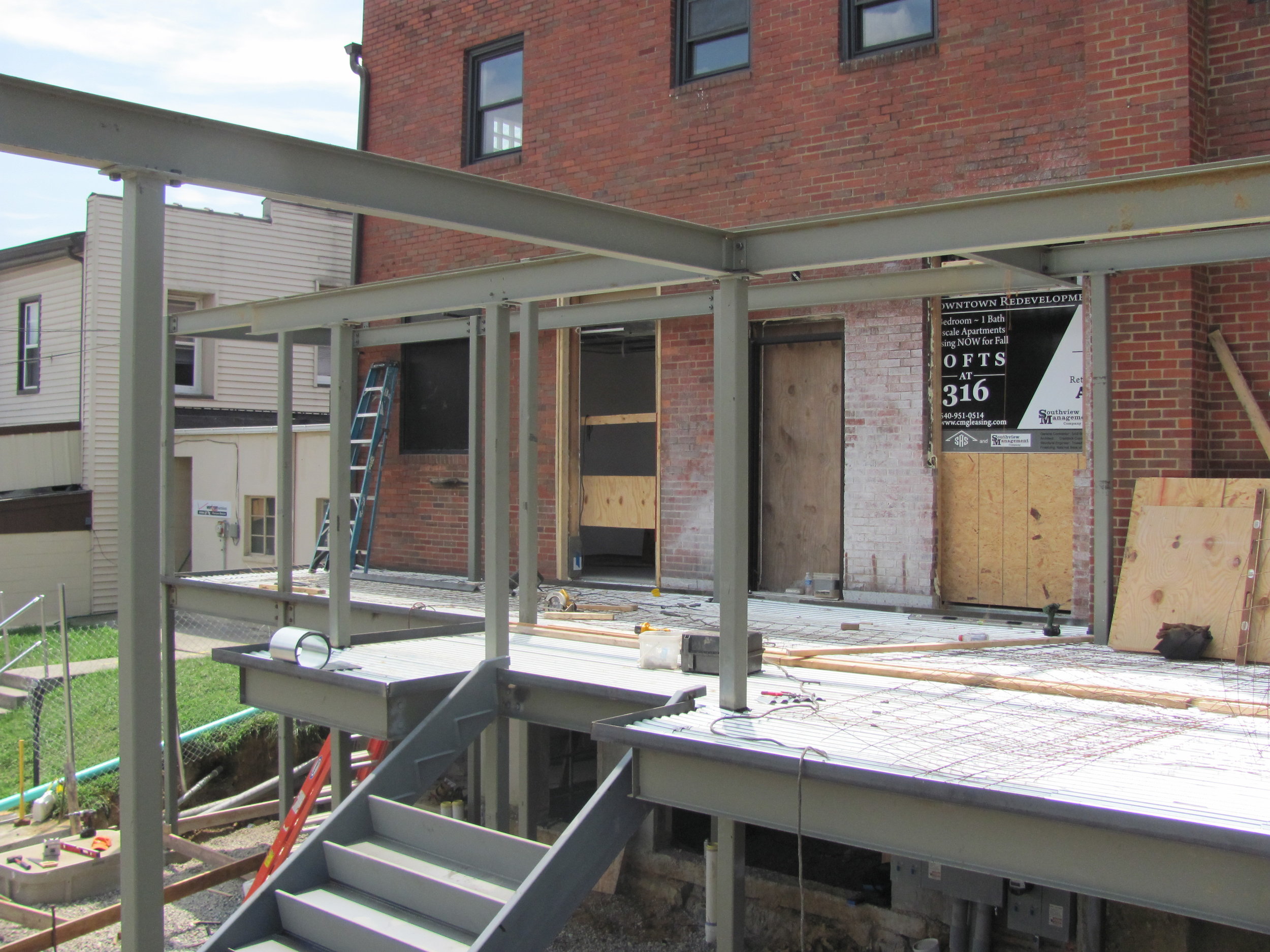 312 MAIN ST 087.jpg