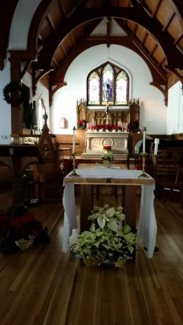West Campus Altar, Christmas Season