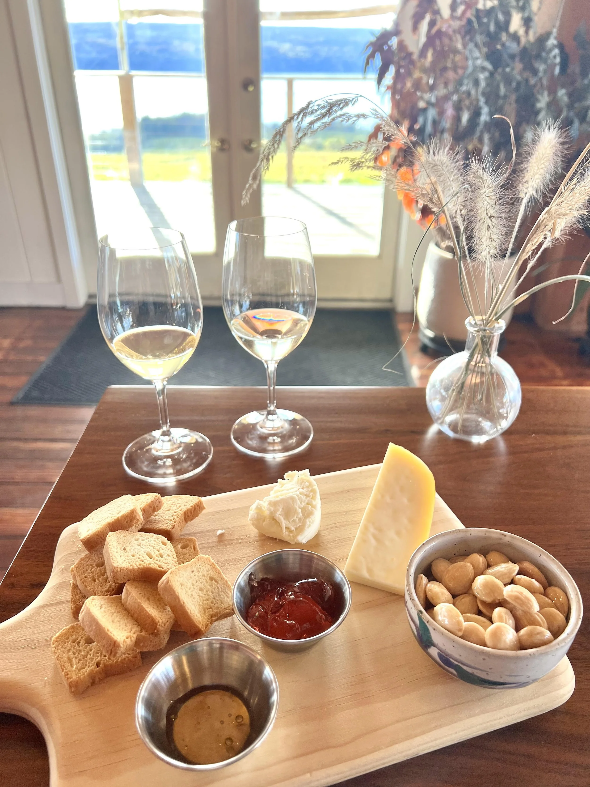 White wine tasting.jpg