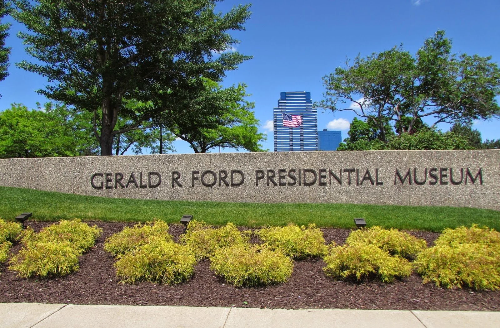 Gerald R Ford Museum.JPG