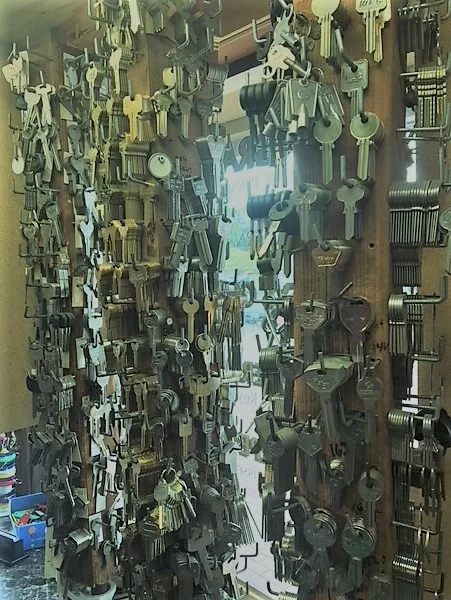 Hundreds of key blanks for almost anything
