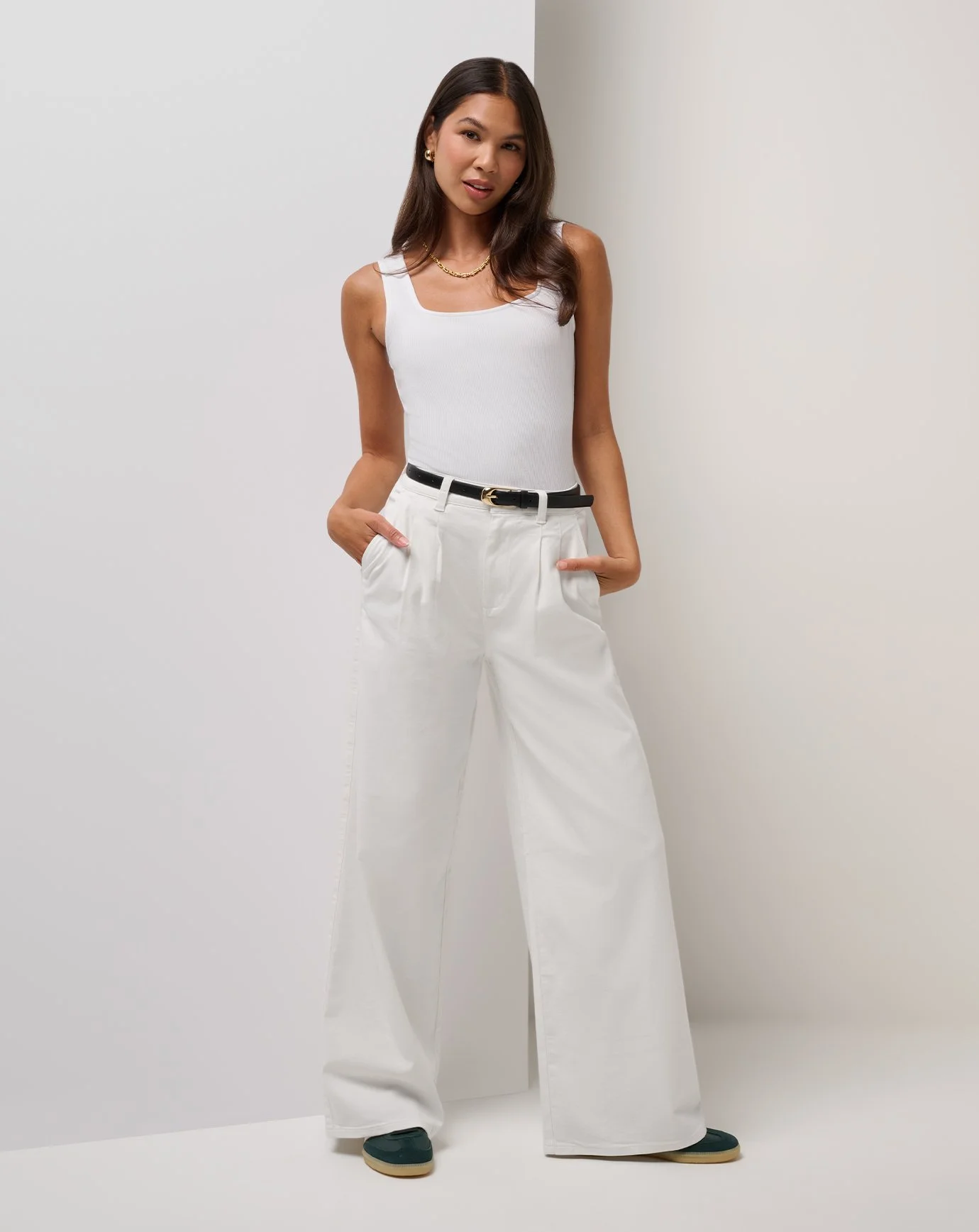 A45790_1WHT_5_ECOMM.jpg