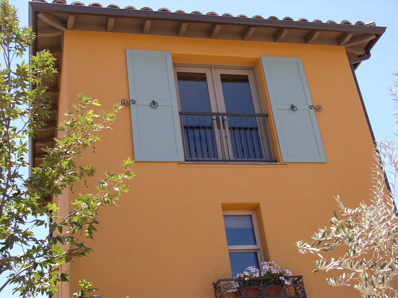 PLAN 1AR SHUTTERS.JPG