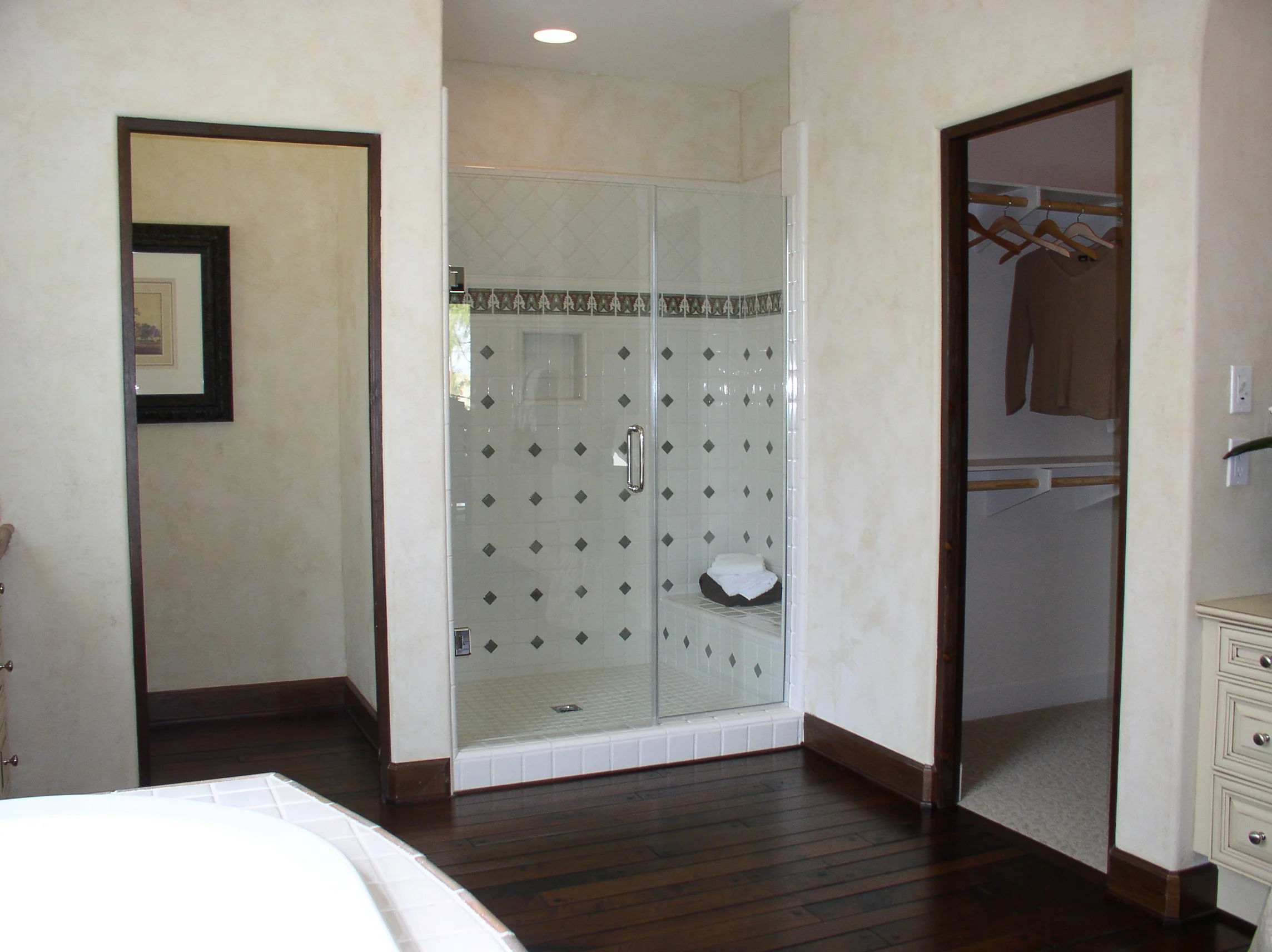 PLAN 1 MASTR CLOSET,TOLIET AREA.JPG