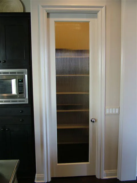 PANTRY REED GLASS DOOR SQUARE TOP P.G..JPG