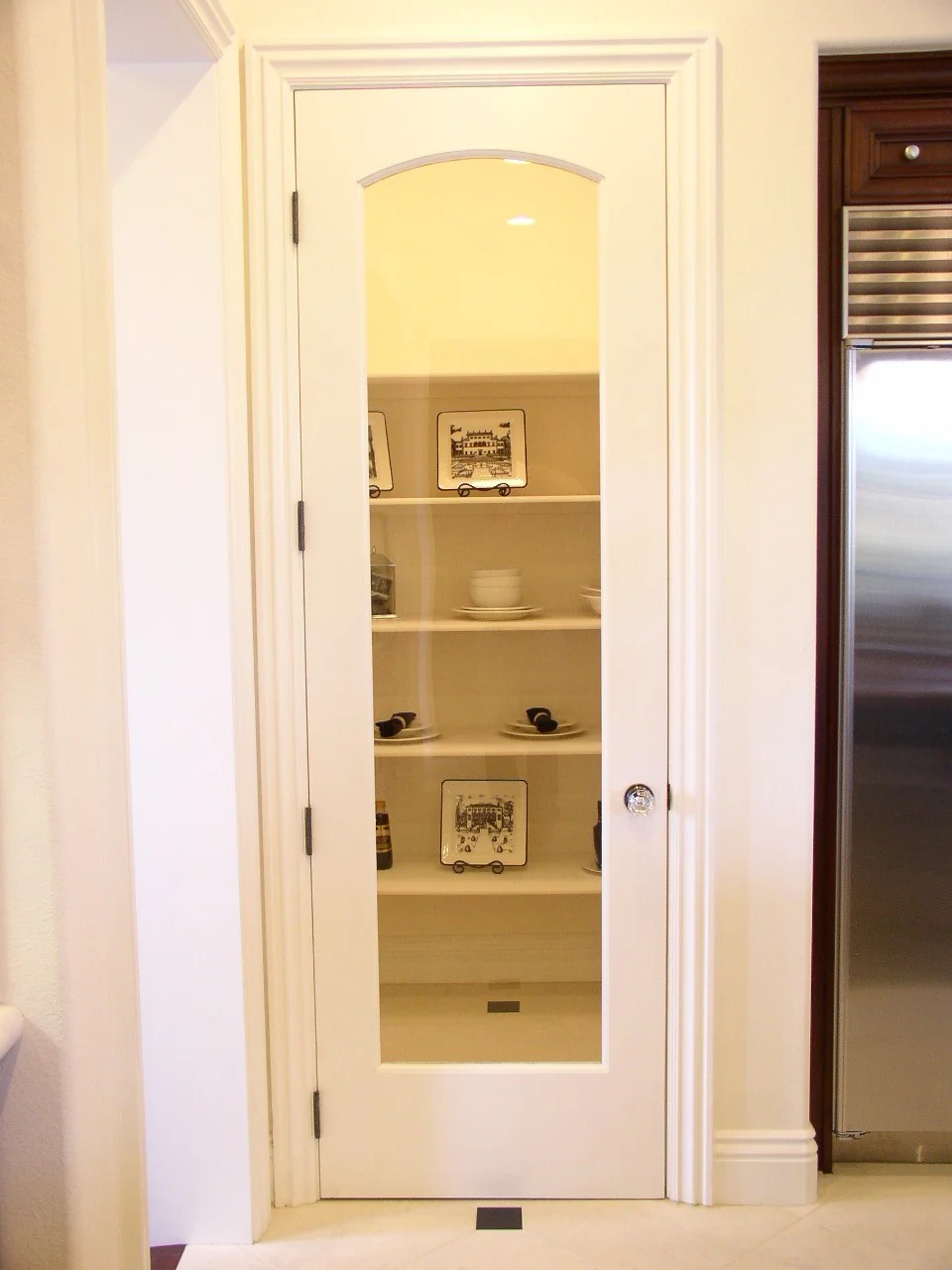 PLAN 2 PANTRY DOOR 9000.JPG