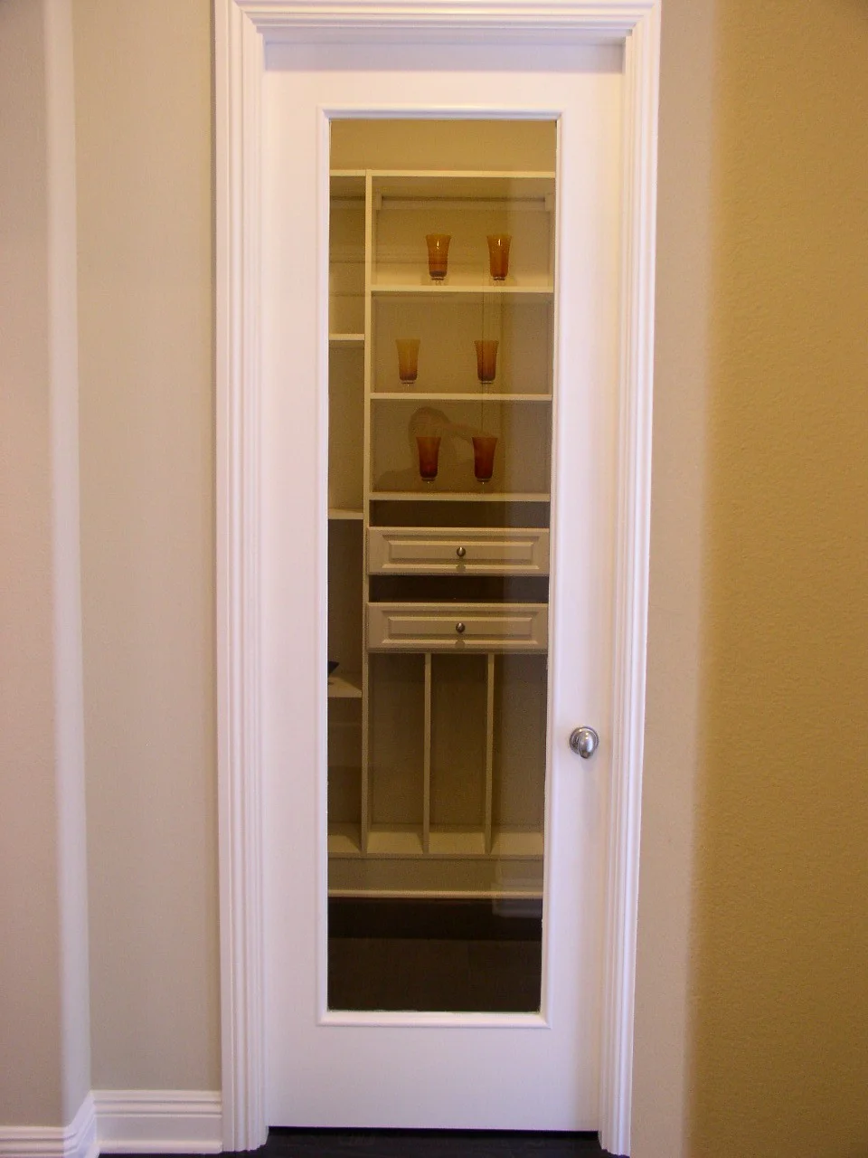 PLAN 3 PANTRY DOOR 1 LITE.JPG