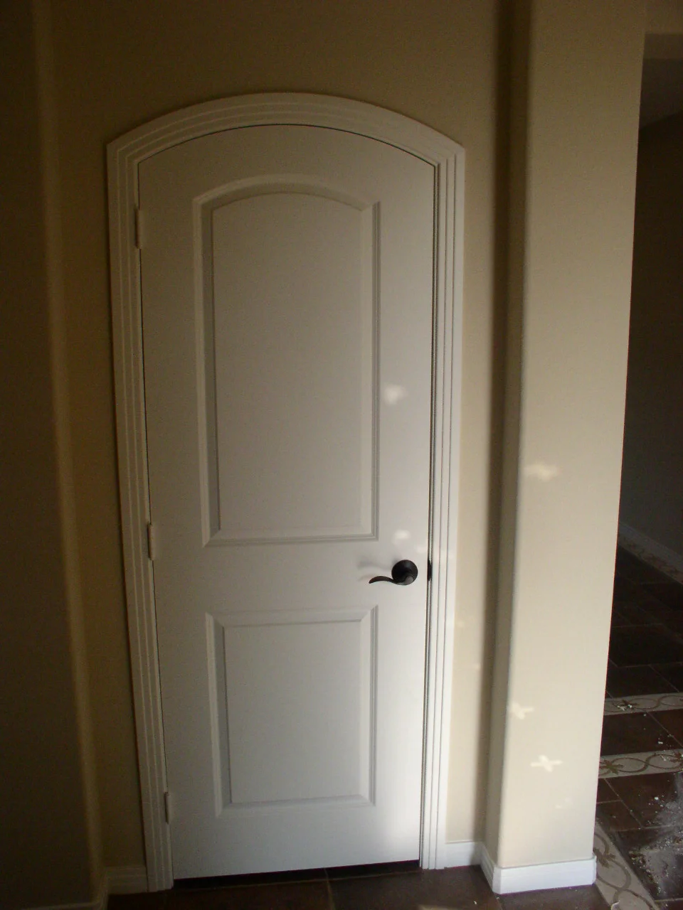 ANDALUSIA PLAN 1 INT ARCH TOP DOOR.JPG