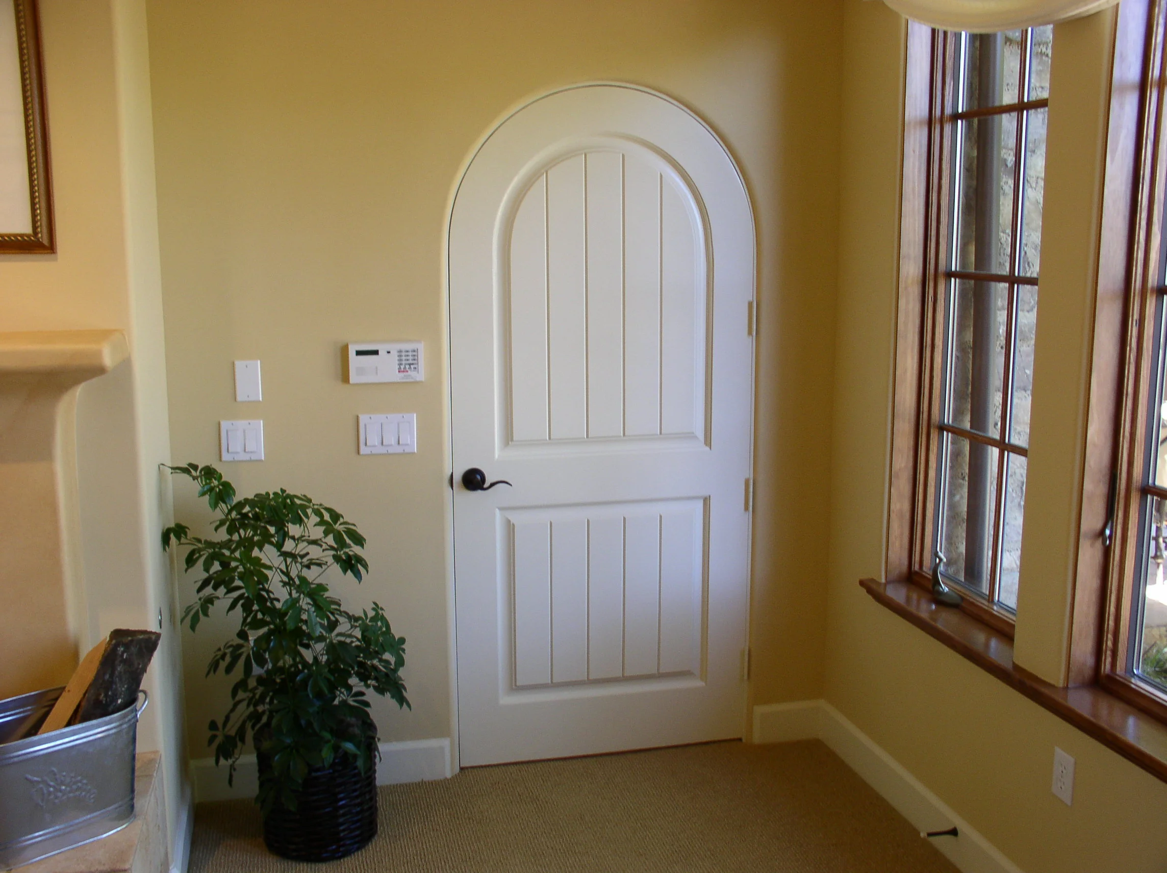 PLAN 1 MASTER DOOR HALF ROUND.JPG