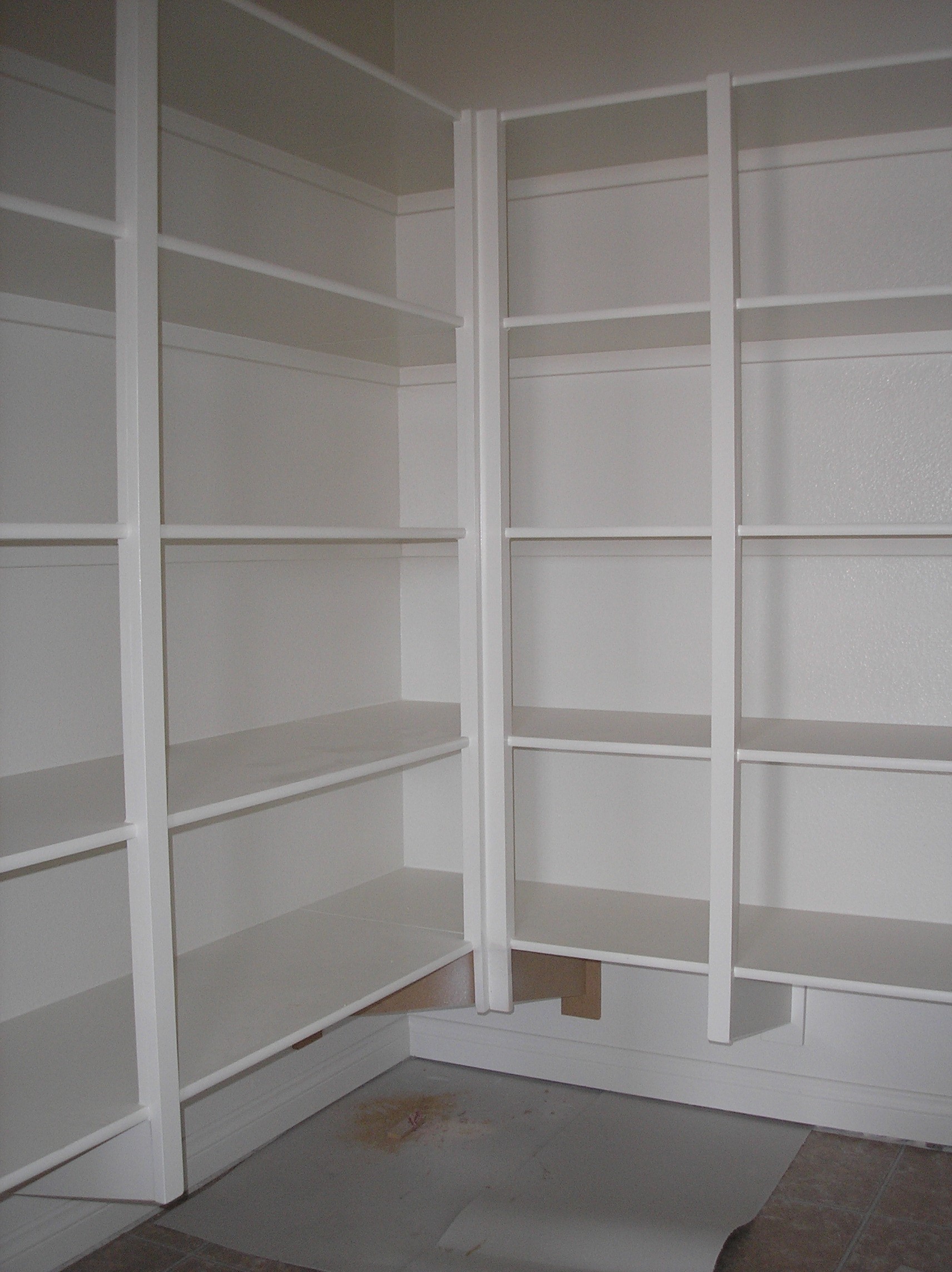 PANTRY SUPPORT CORNER.JPG