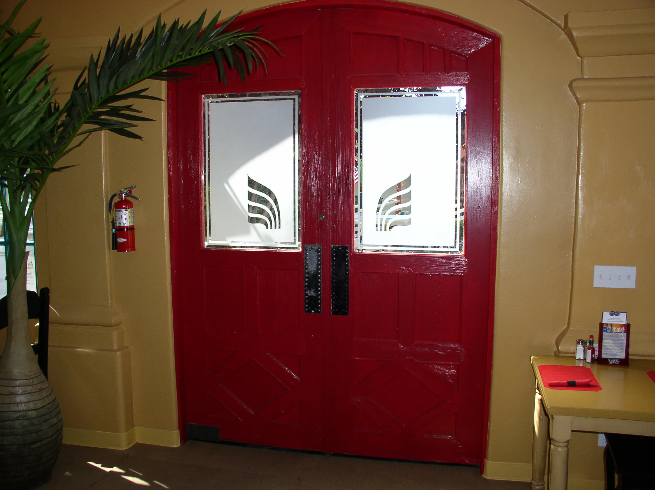 CANTINA INSIDE OF DOORS .JPG