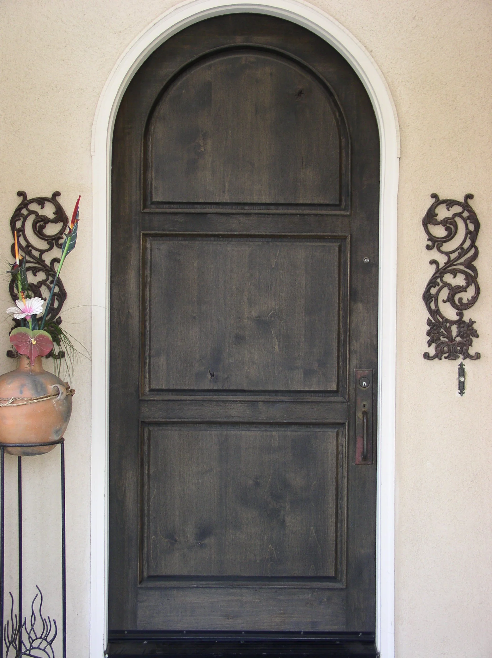 7428 CAPSTAN ENTRY DOOR.JPG