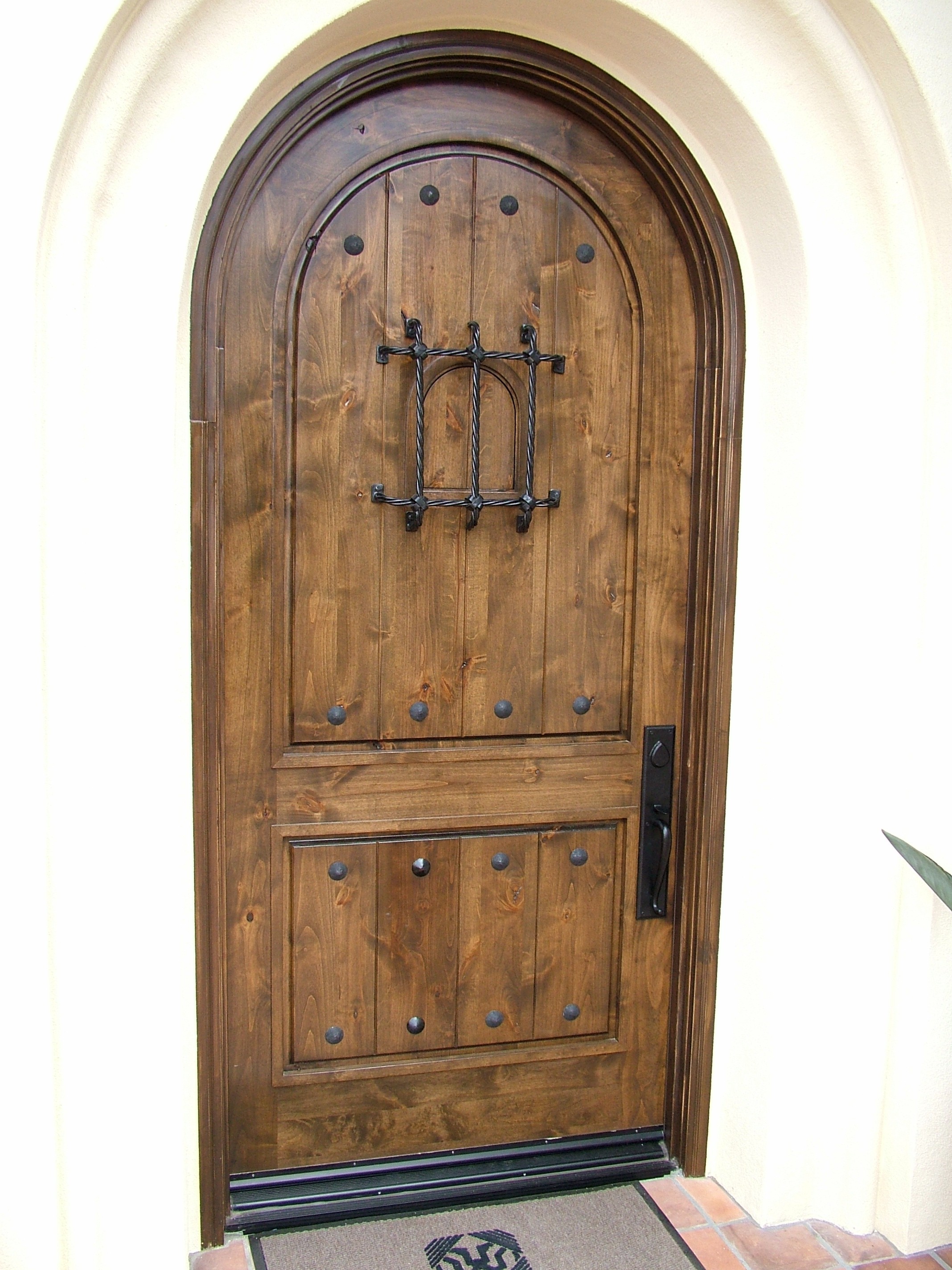 ENTRY DOOR HALF ROUND SPEAK EZ.JPG