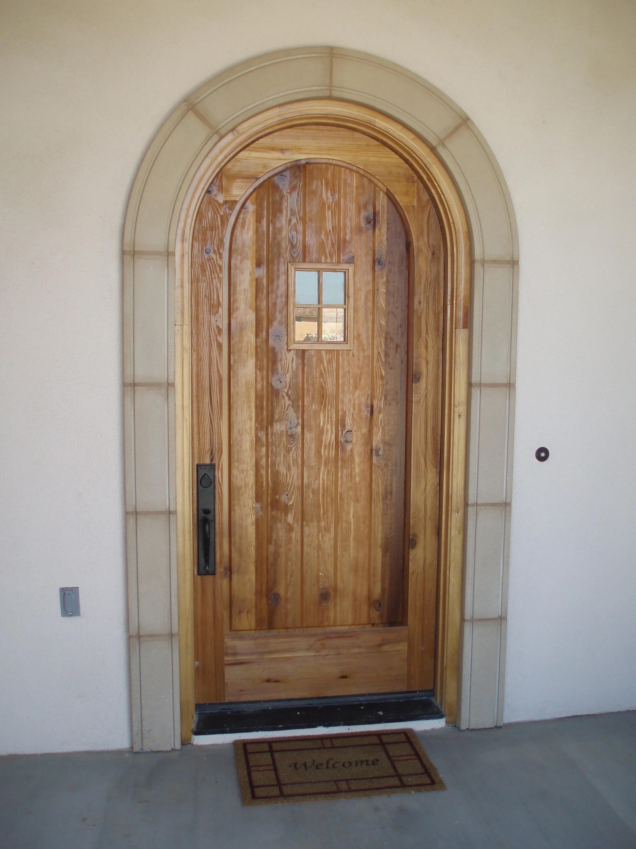 ENTRY PLANK HALF ROUND 4 LITE SPEAK EZ .JPG