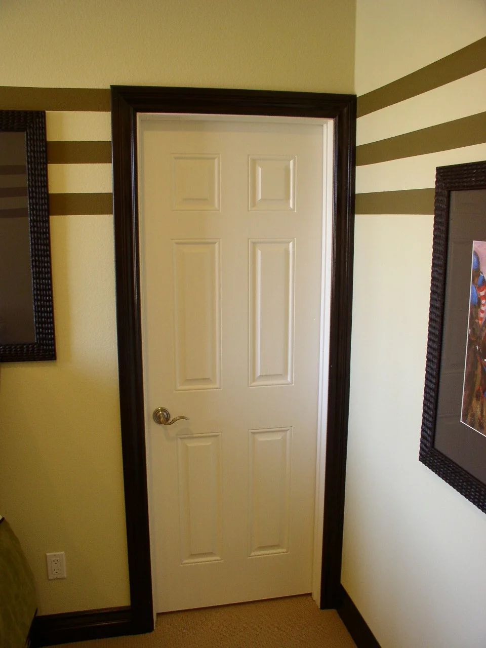 PLAN 3 ARLINGTON INT DOOR STAIN CASING.JPG