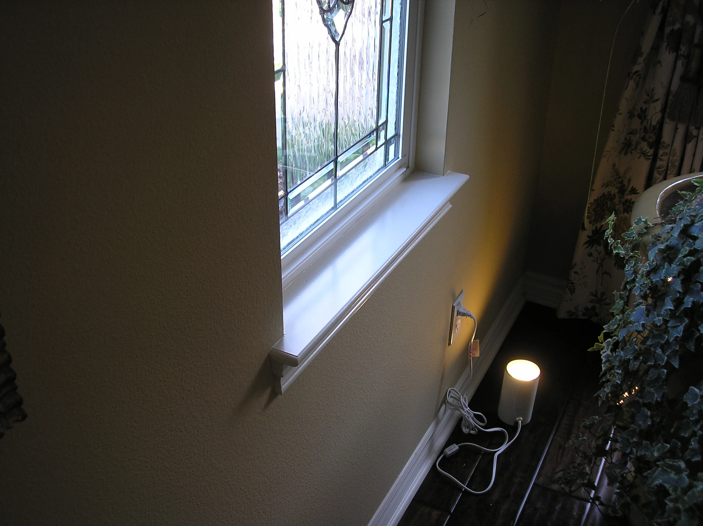 PLAN 3 STOOL AND APRON 150 CAPE COD APRON-B.JPG