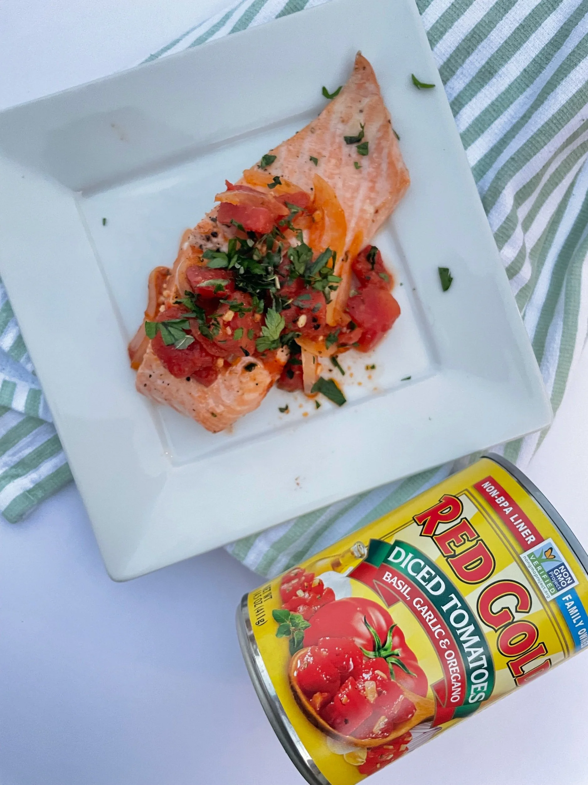 Herb Roasted Salmon &amp; Tomatoes 
