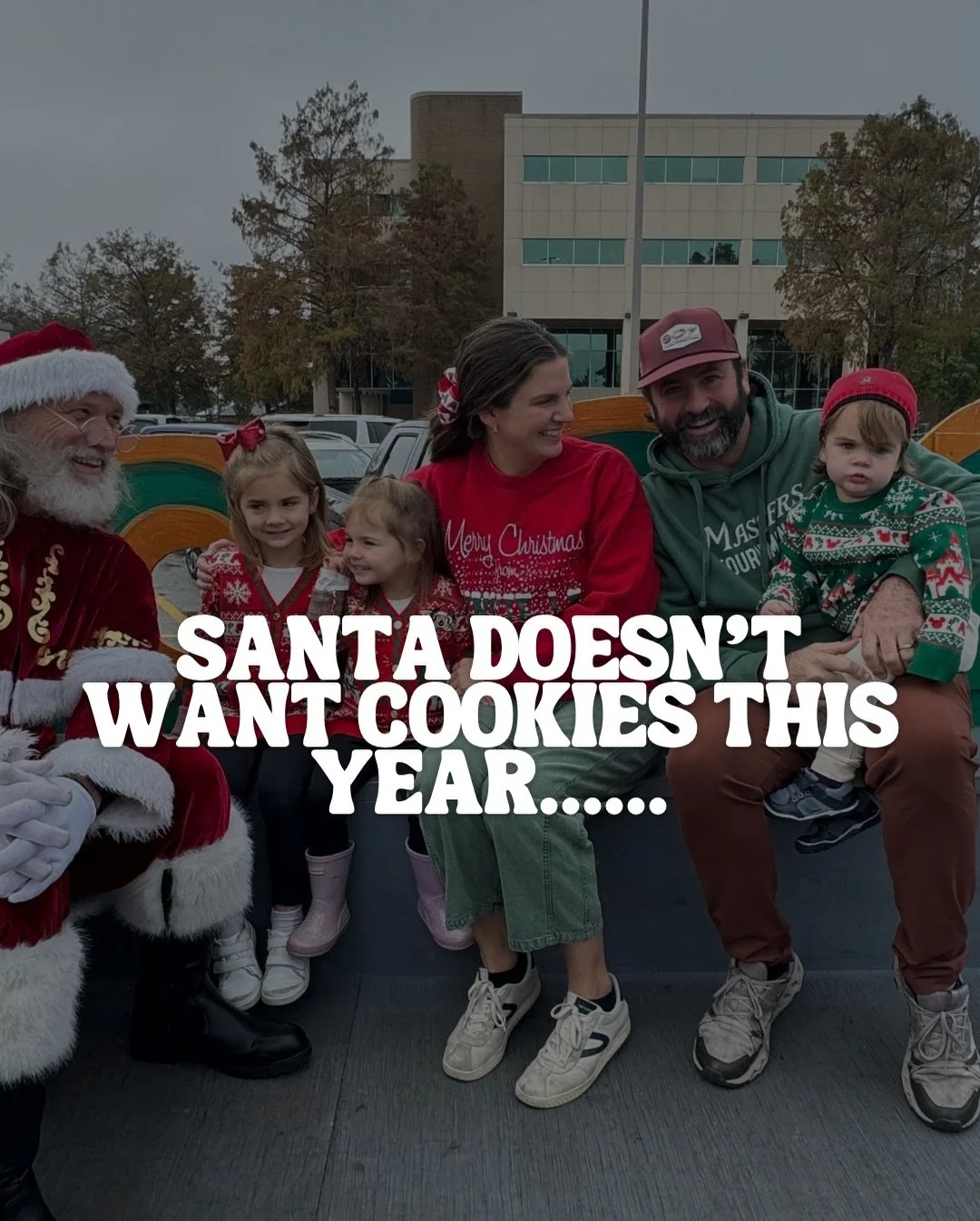 Santa says no milk &amp; cookies this year! 🎅🚫🍪 He wants my semi homemade Christmas Brookies 

Christmas Brookies 

Ingredients
1 bag of chocolate chip cookie mix (I usually grab the @bettycrocker brand) + ingredients needed on the bag

1 box fudg