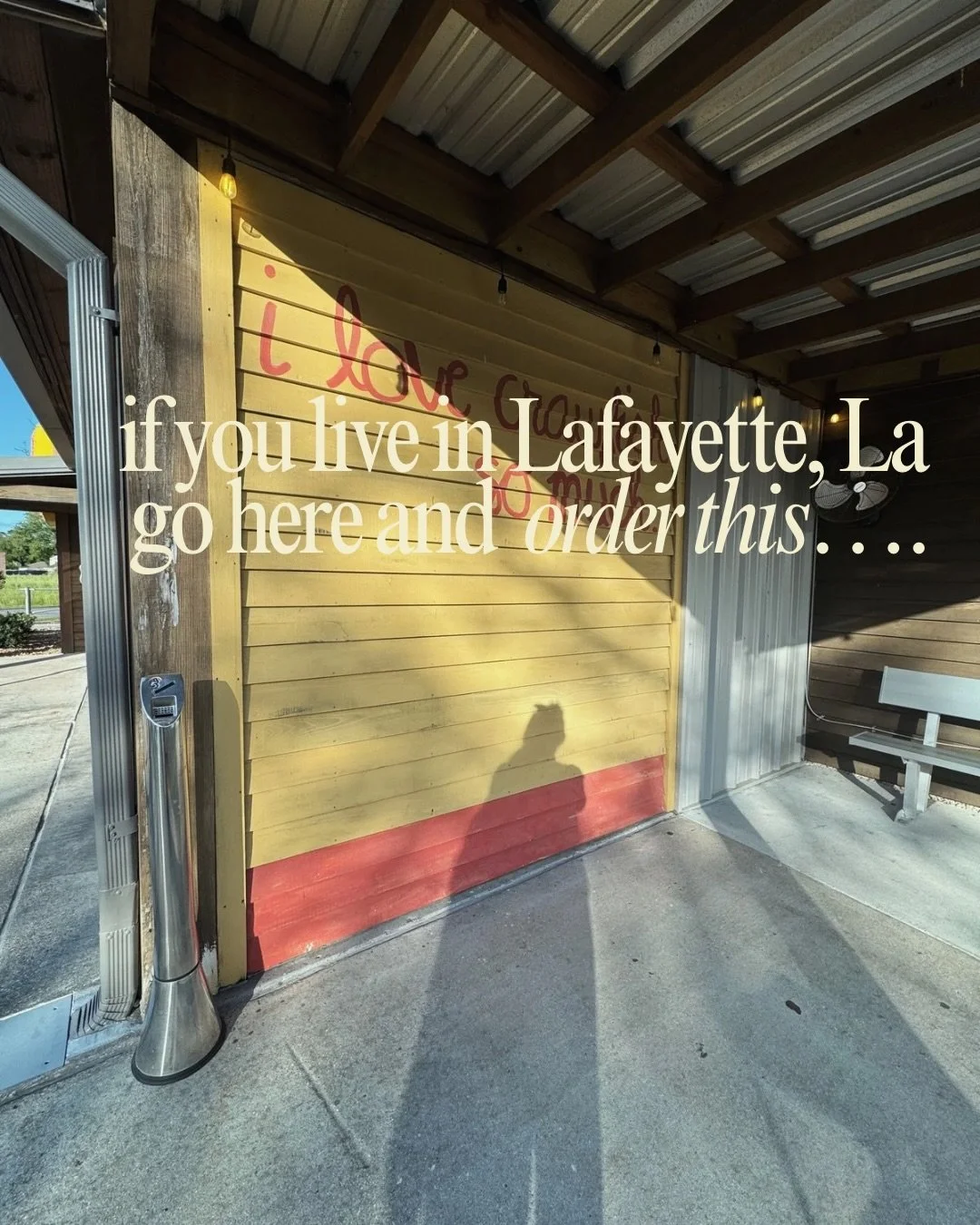 If you&rsquo;re going to @lacrawfishtime on Verot here&rsquo;s what you should order: tails &amp; shells oysters, crawfish &amp; artichoke dip, &amp; the half boiled shrimp + half boiled crawfish. I like mine with corn, potatoes, mushrooms, &amp; an 
