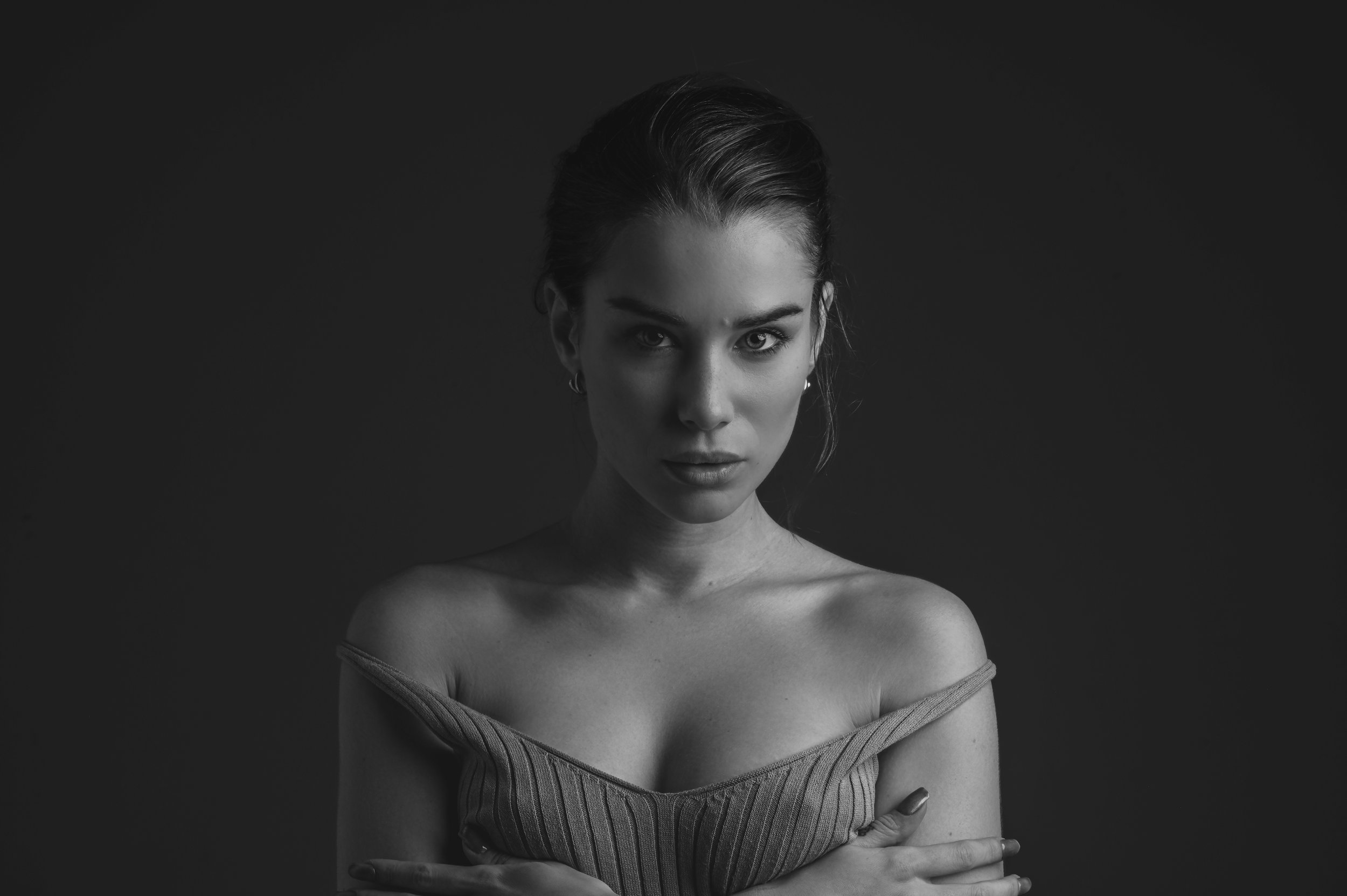Paulina-123bw.jpg