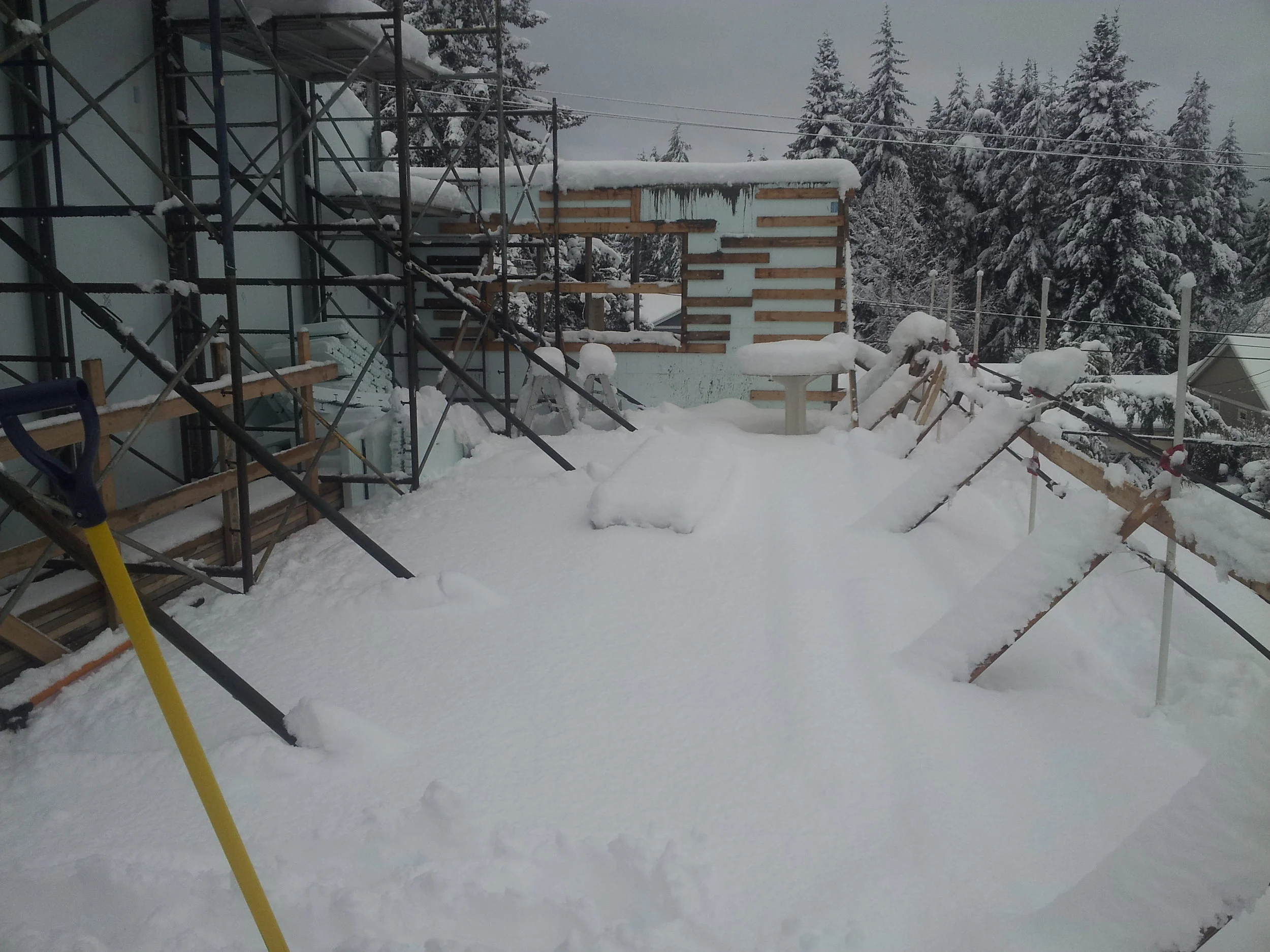 No worries around winter construction and potential moisture related problems such as mould and rot.