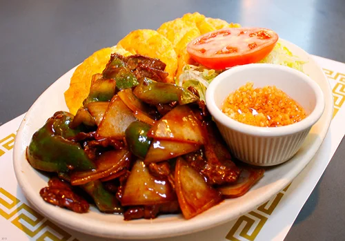 Green Pepper Steak with Green Plantains