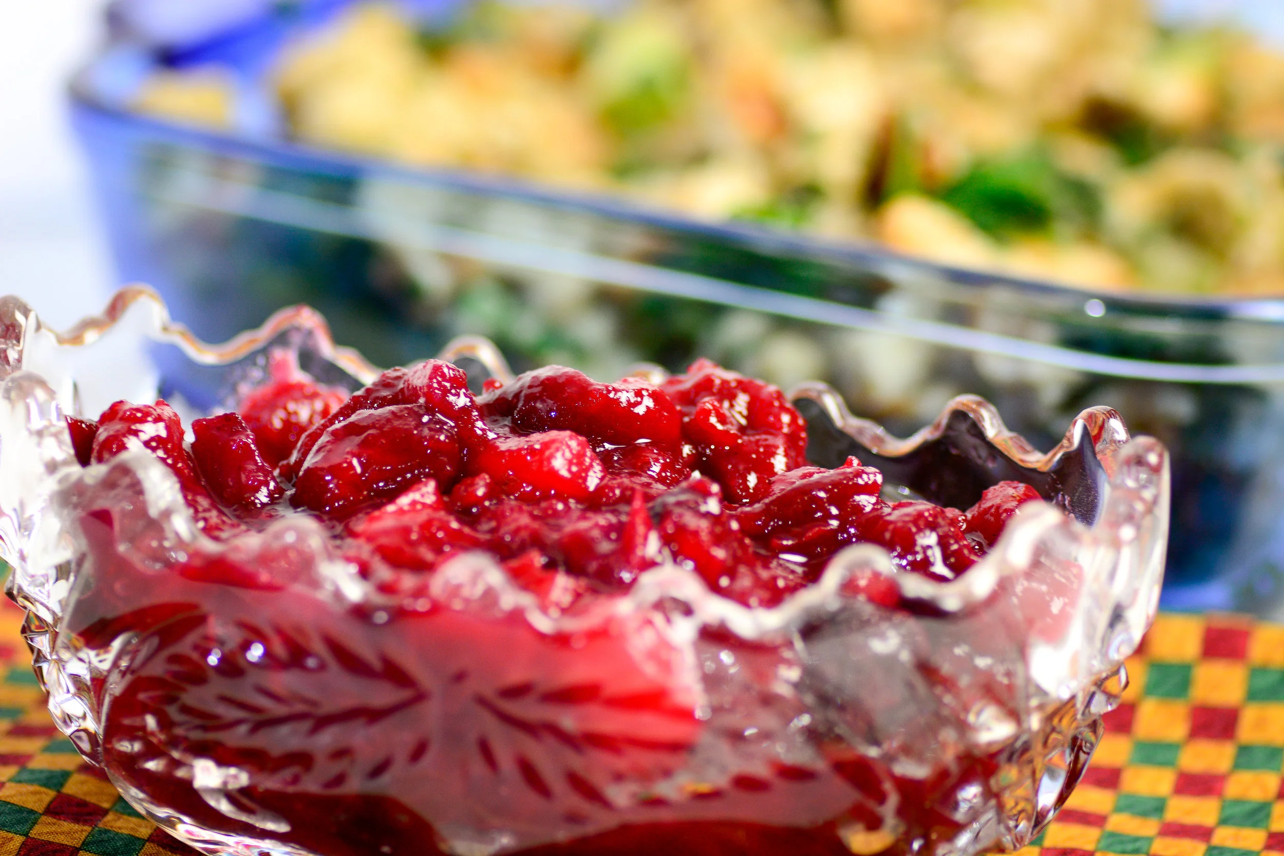 Naturally sweetened, good-for-you cranberry relish (Happy Thanksgiving!)