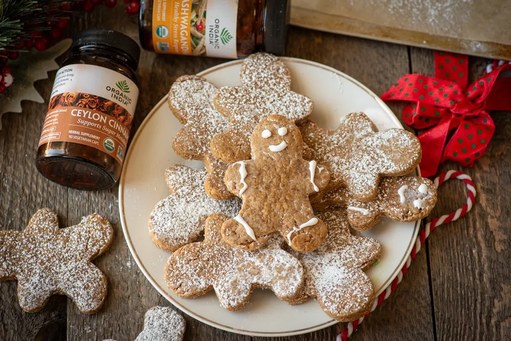 Tahini Gingerbread Cookies