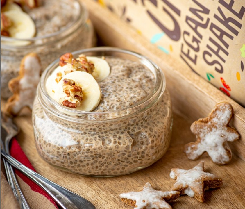 Gingerbread chia pudding