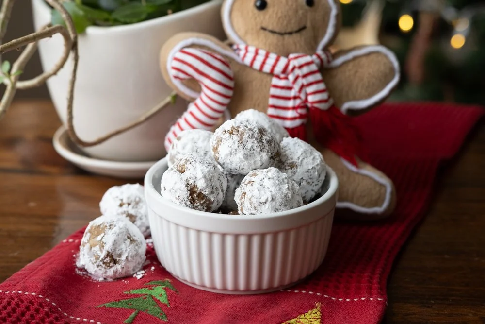 Gingerbread Bliss "Snowballs"