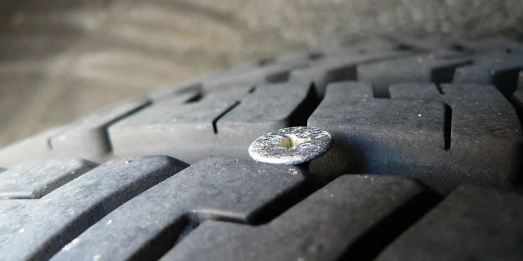 flat-tire-repair-towing-oakville-burlington-milton.jpg
