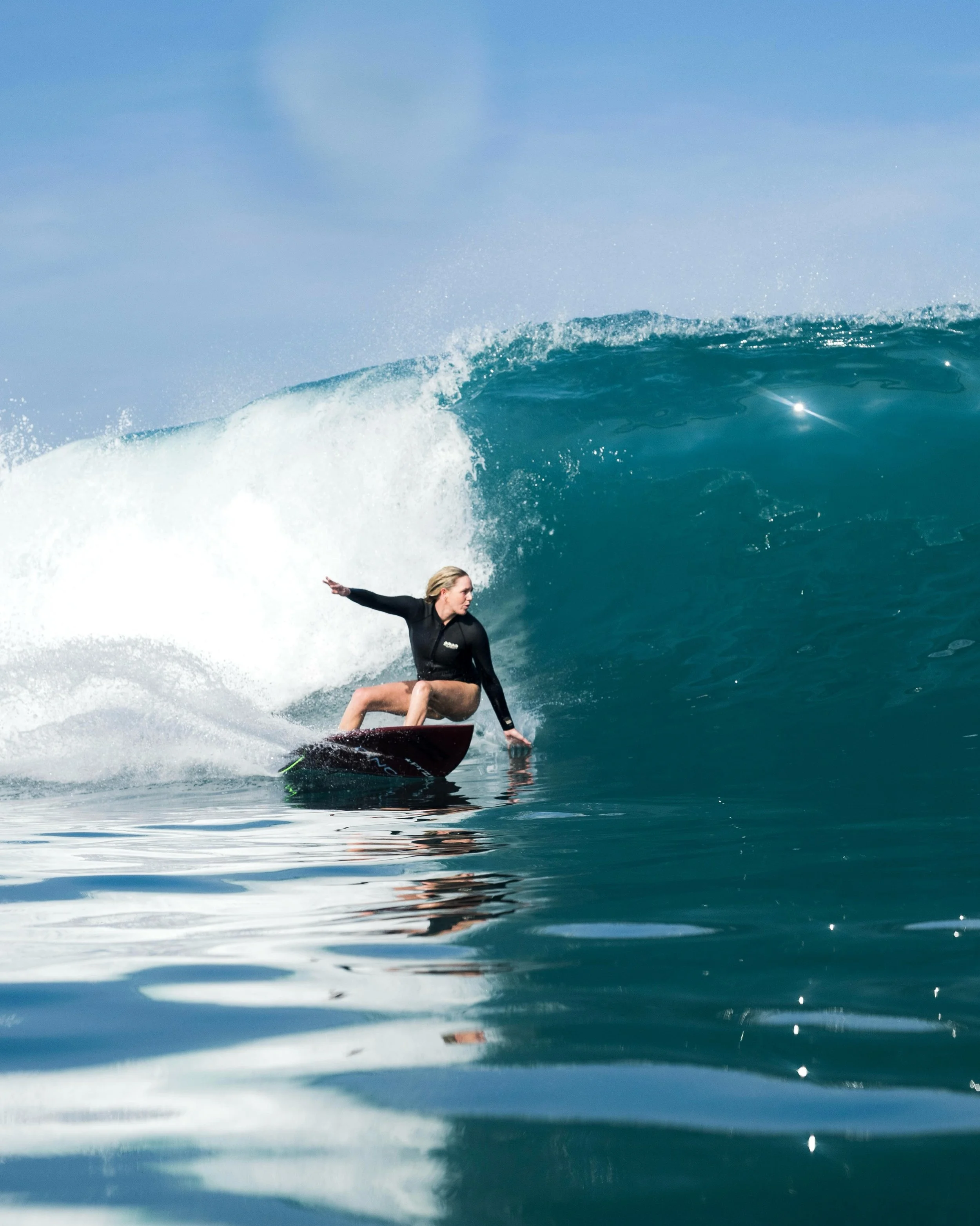 We love a little left 🩵🩵🩵
and we love the new #billabongsurfcapsule @billabong_womens_australia @billabongwomens 
@duncanm