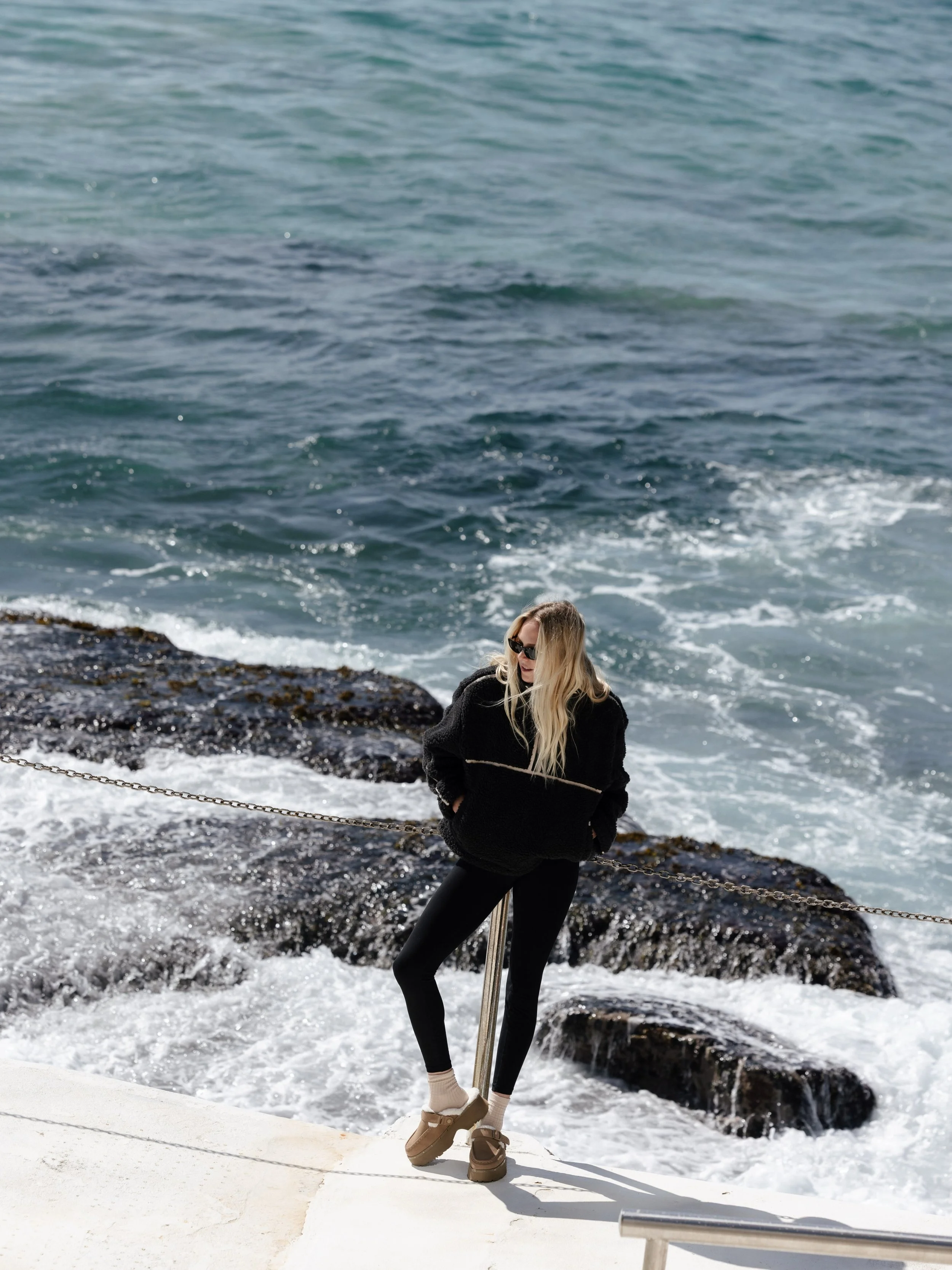 A bit of salt air, movement &amp; comfort for whatever comes next.  A lovely Bondi morning with @everau_official. 

#EVERAU #SUNRISETOSTREET #BeWhoEVERYouAre